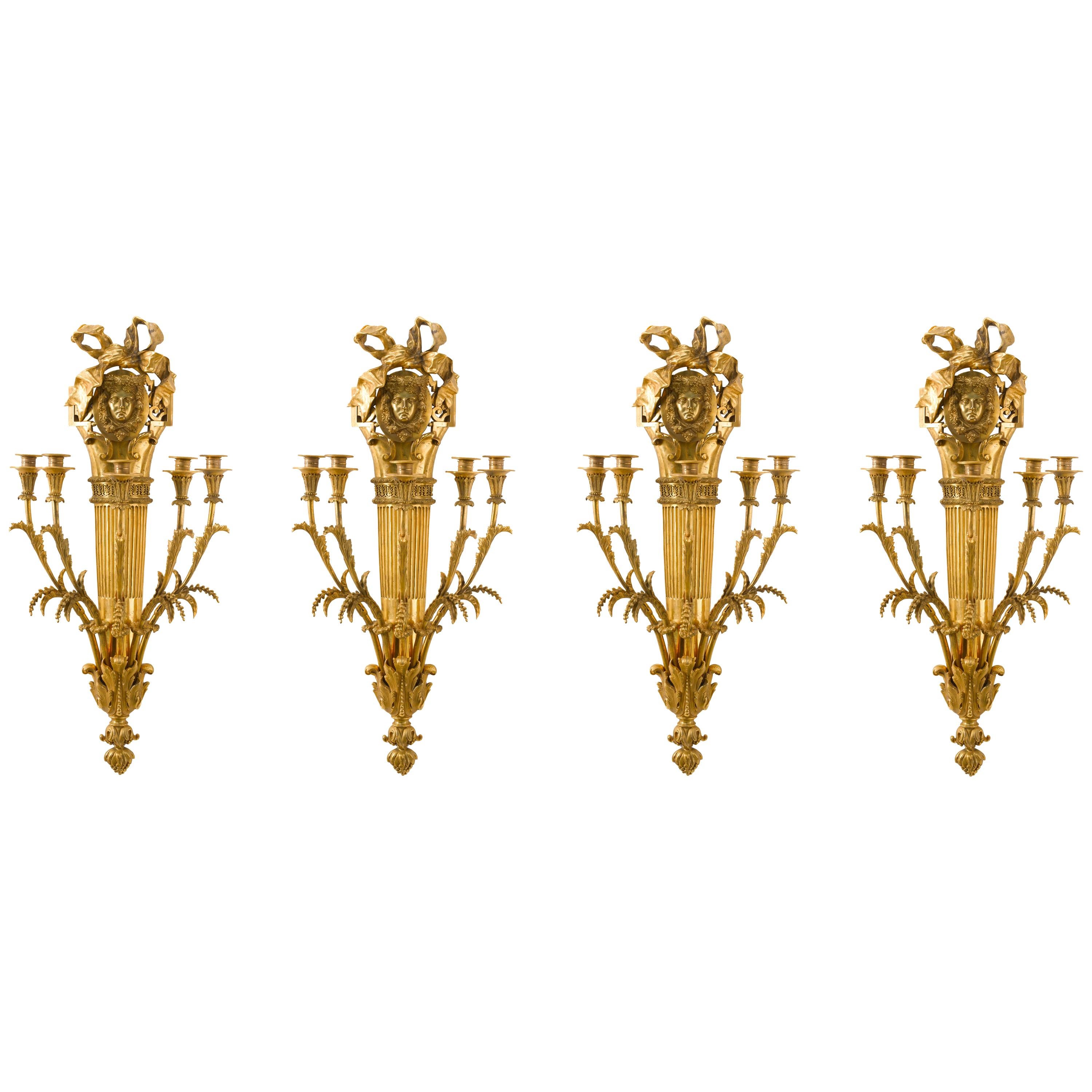 Set di quattro grandi lampade da parete francesi del XIX secolo in ormolù
