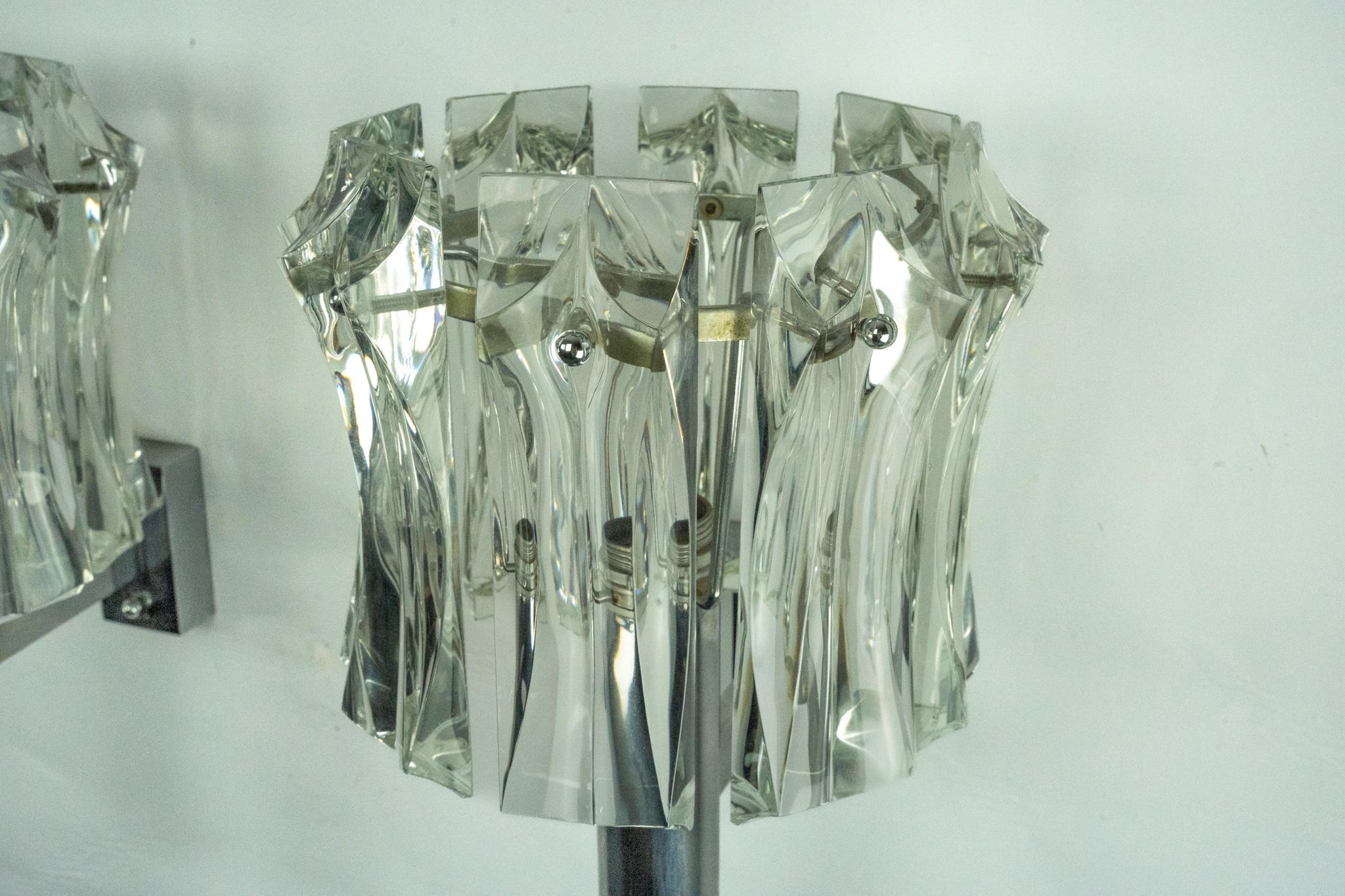 Satz von vier großen Leuchtern aus Murano-Glas und verchromtem Messing, Italien 1960er Jahre. im Angebot 5