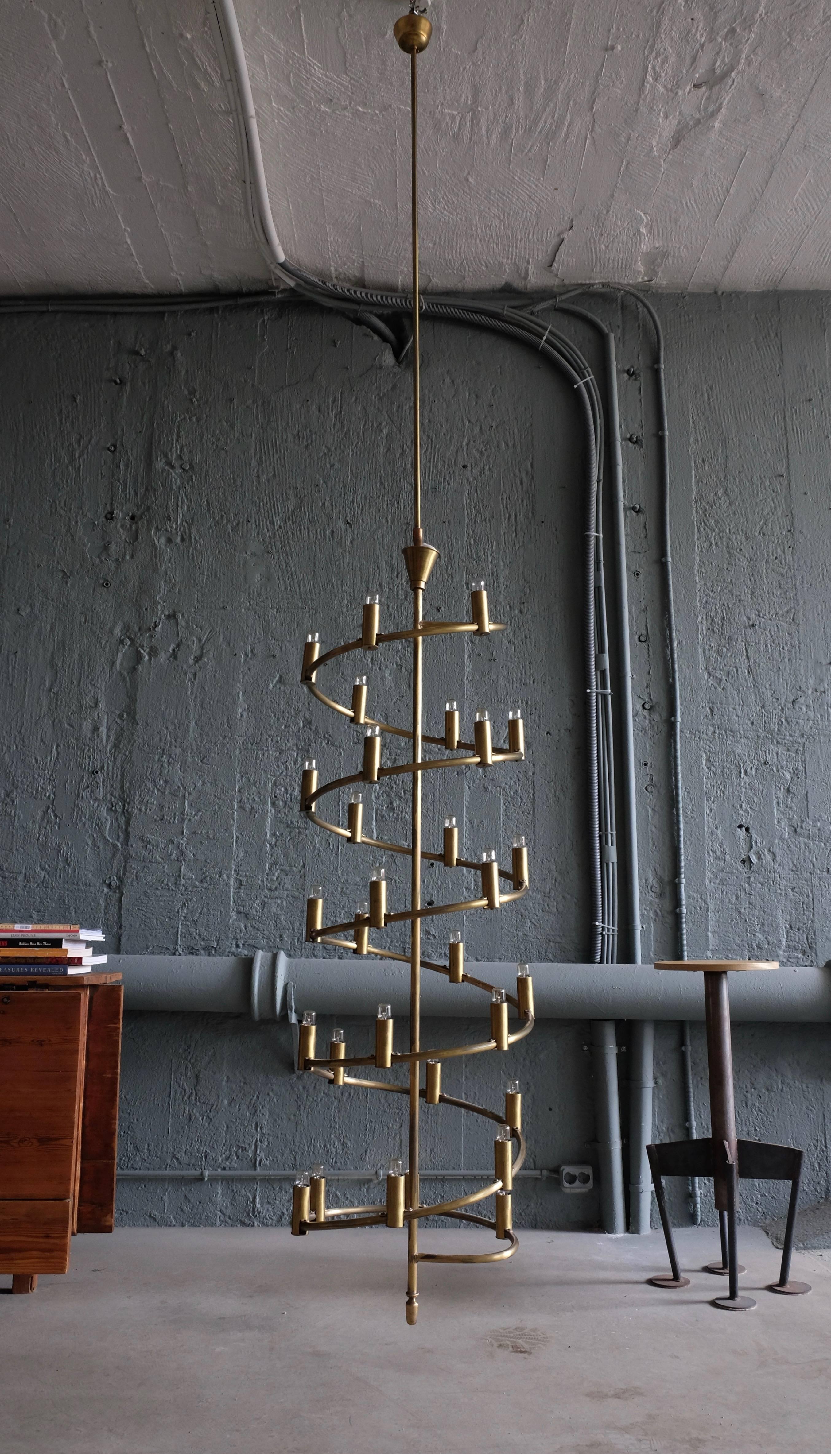 Rare pair of large Swedish brass Chandeliers, 1960s For Sale 1