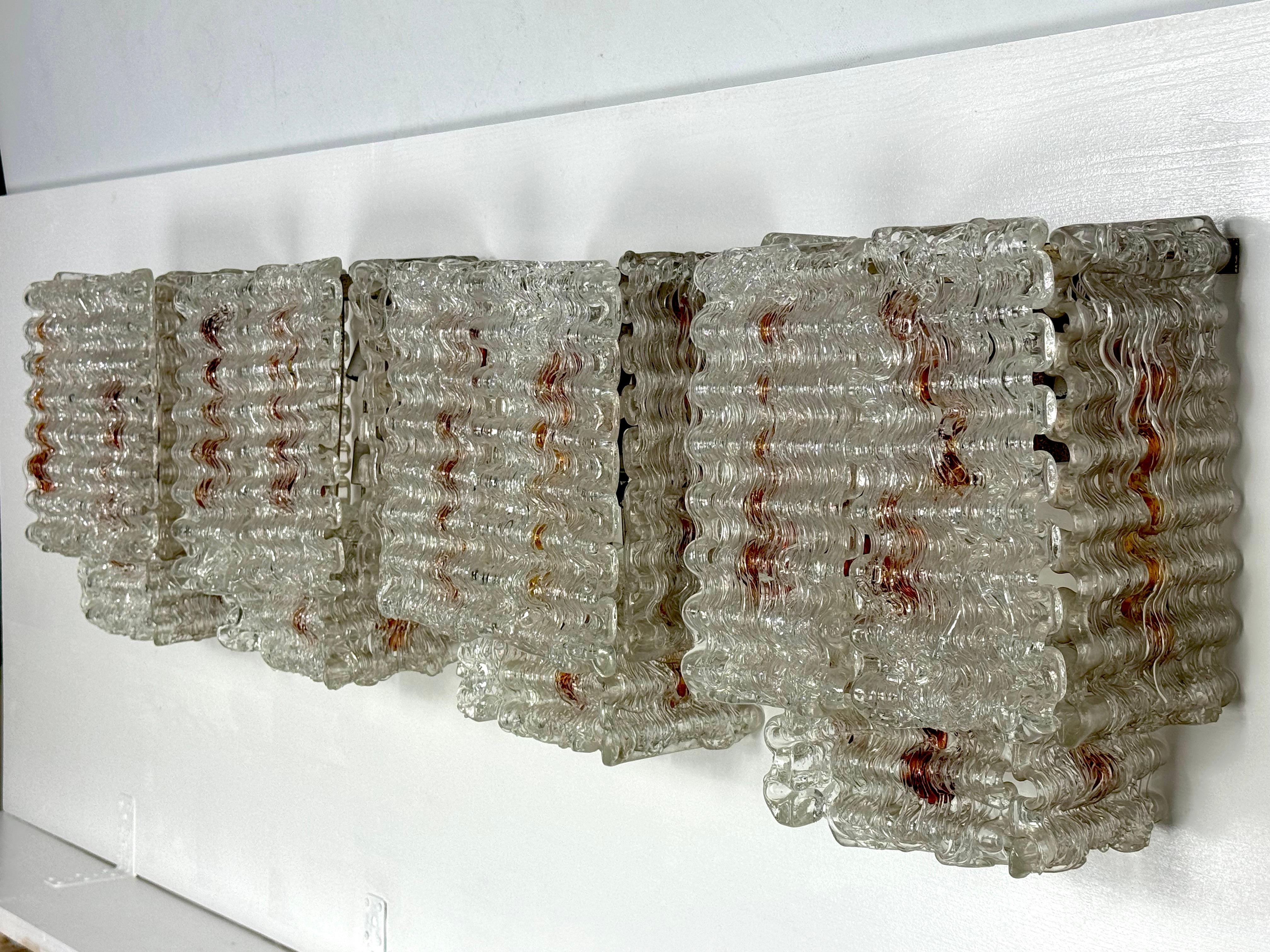 Juego de cuatro apliques grandes con elementos de cristal de murano, de Poliarte. Italia Años 70 en Bueno estado para la venta en Catania, CT