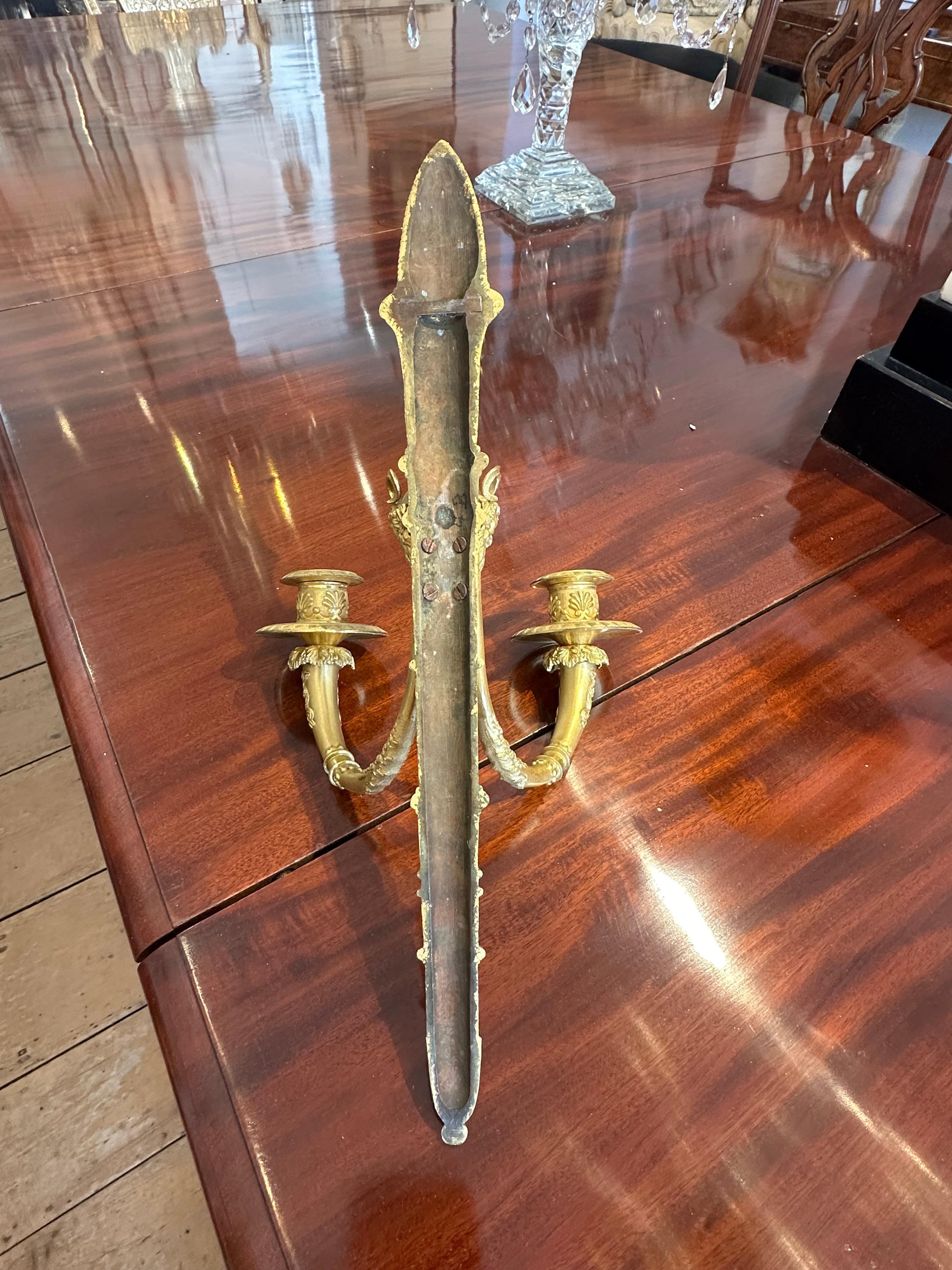 Set of Four Late 18th Century Neoclassical Ormolu Wall Sconces For Sale 7