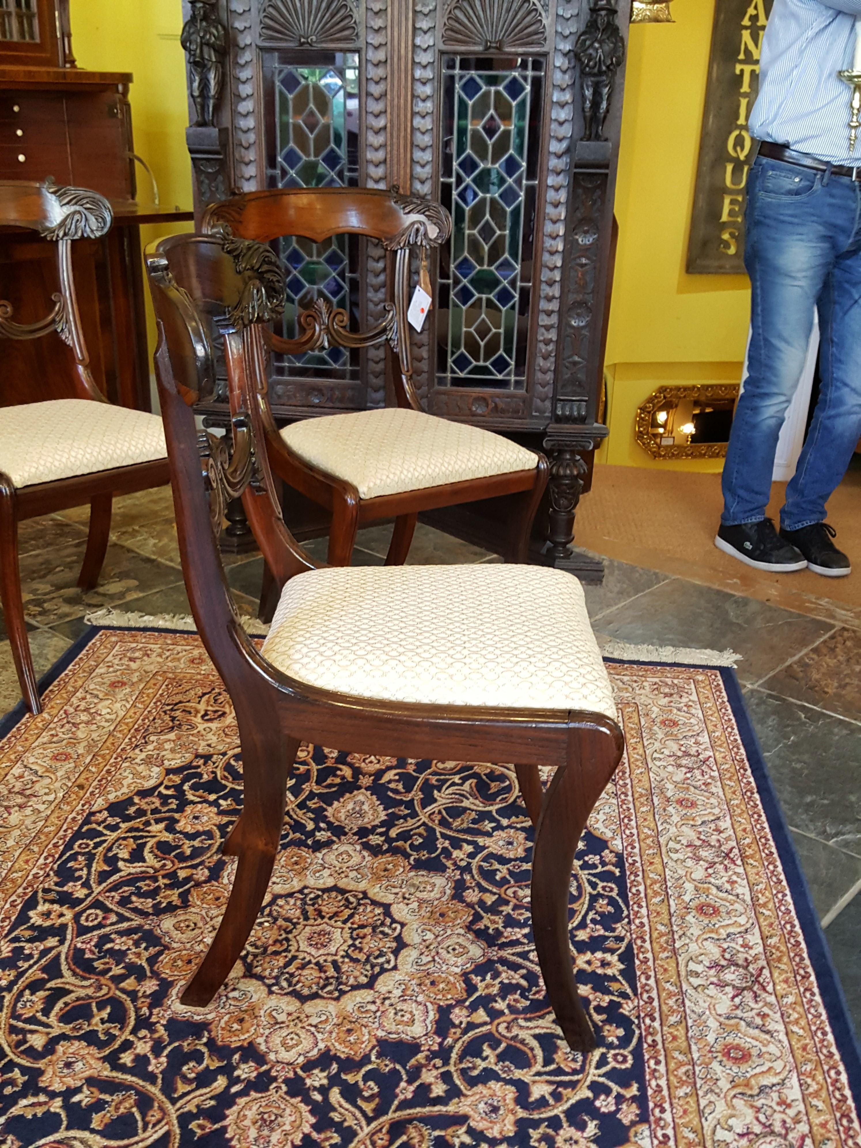 Early 19th Century Set of Four Late Regency Rosewood Dining Chairs