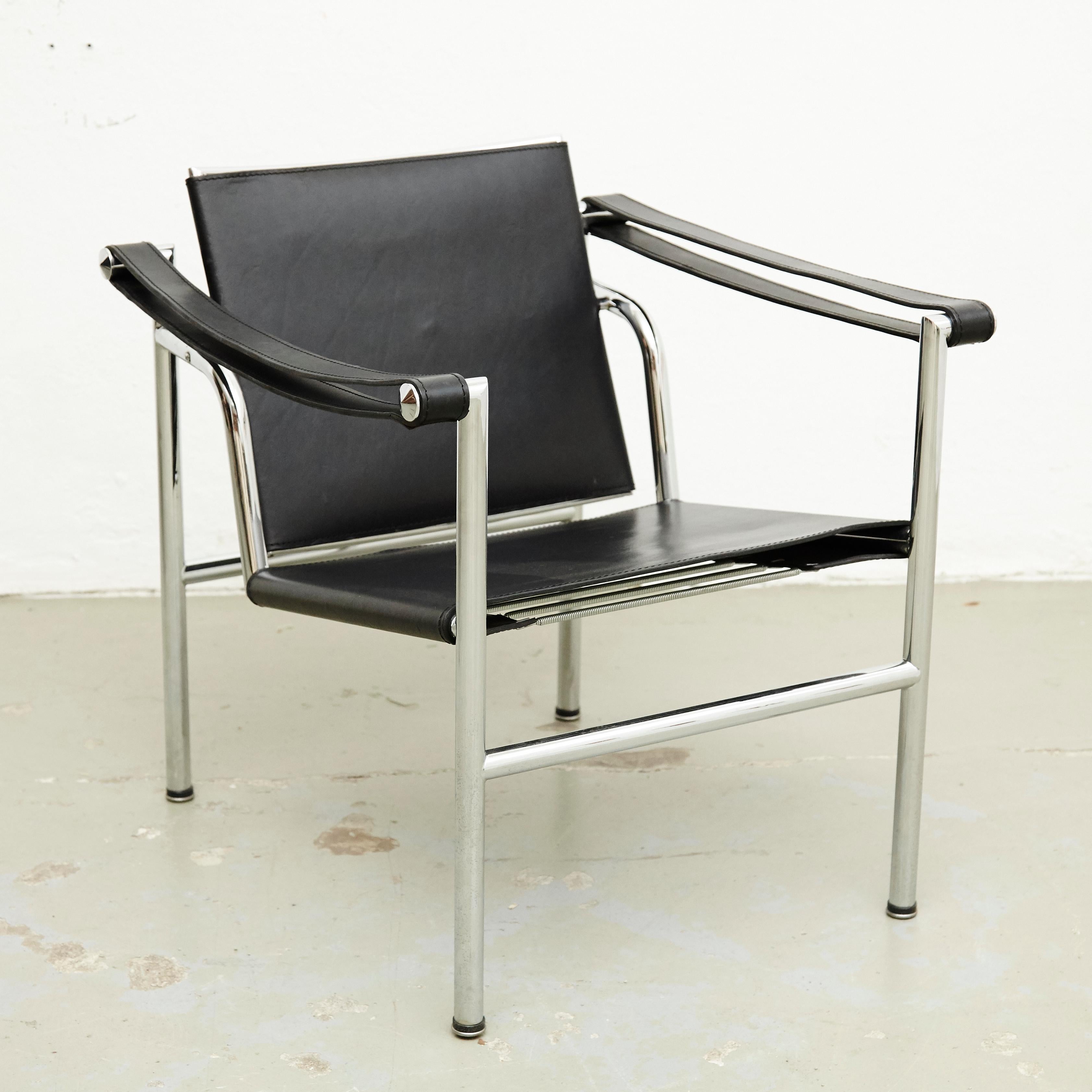 Mid-Century Modern Set of Four Le Corbusier, Pierre Jeanneret Charlotte Perriand LC1 Black Leather