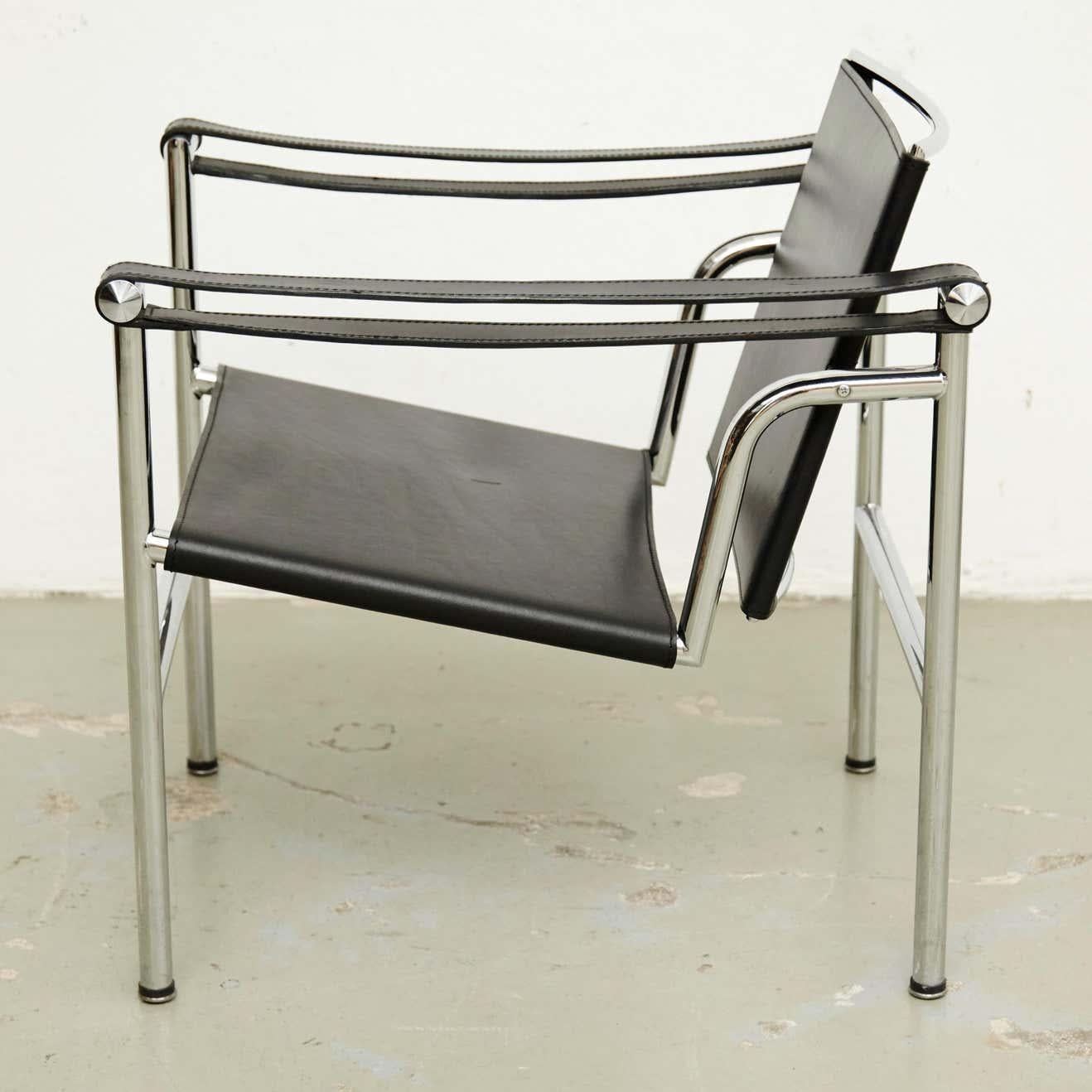Set of Four Le Corbusier, Pierre Jeanneret Charlotte Perriand LC1 Black Leather In Good Condition In Barcelona, Barcelona