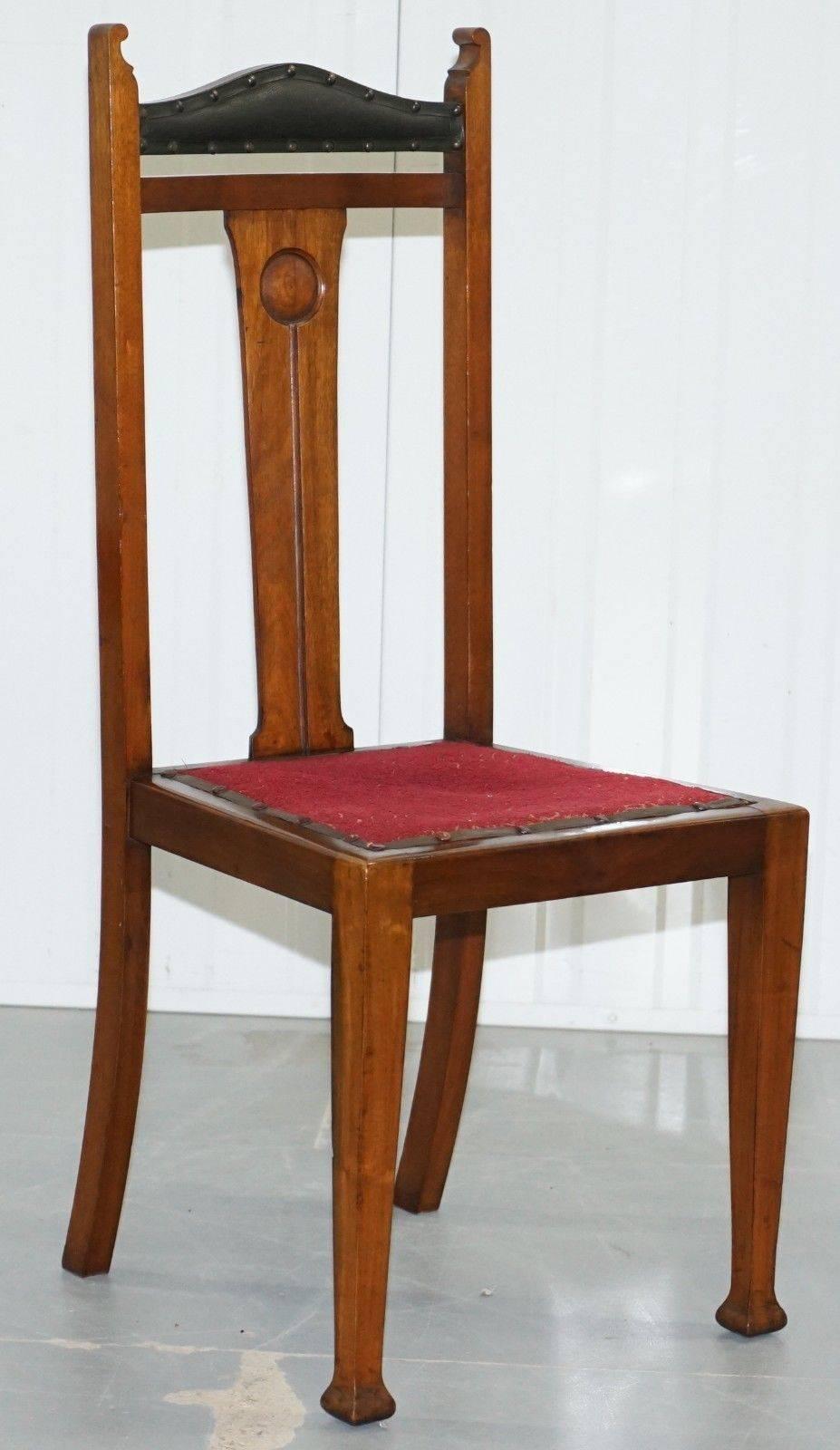 We are delighted to offer for sale this lovely set of four Liberty’s London Arts & Crafts Archibald knox style dining chairs

A very good looking and well made set, they just scream arts and crafts class, look at the clean lines of the legs, no