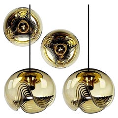 Ensemble de quatre appliques Koch & Lowy, deux appliques et deux lampes à pédales, 1970