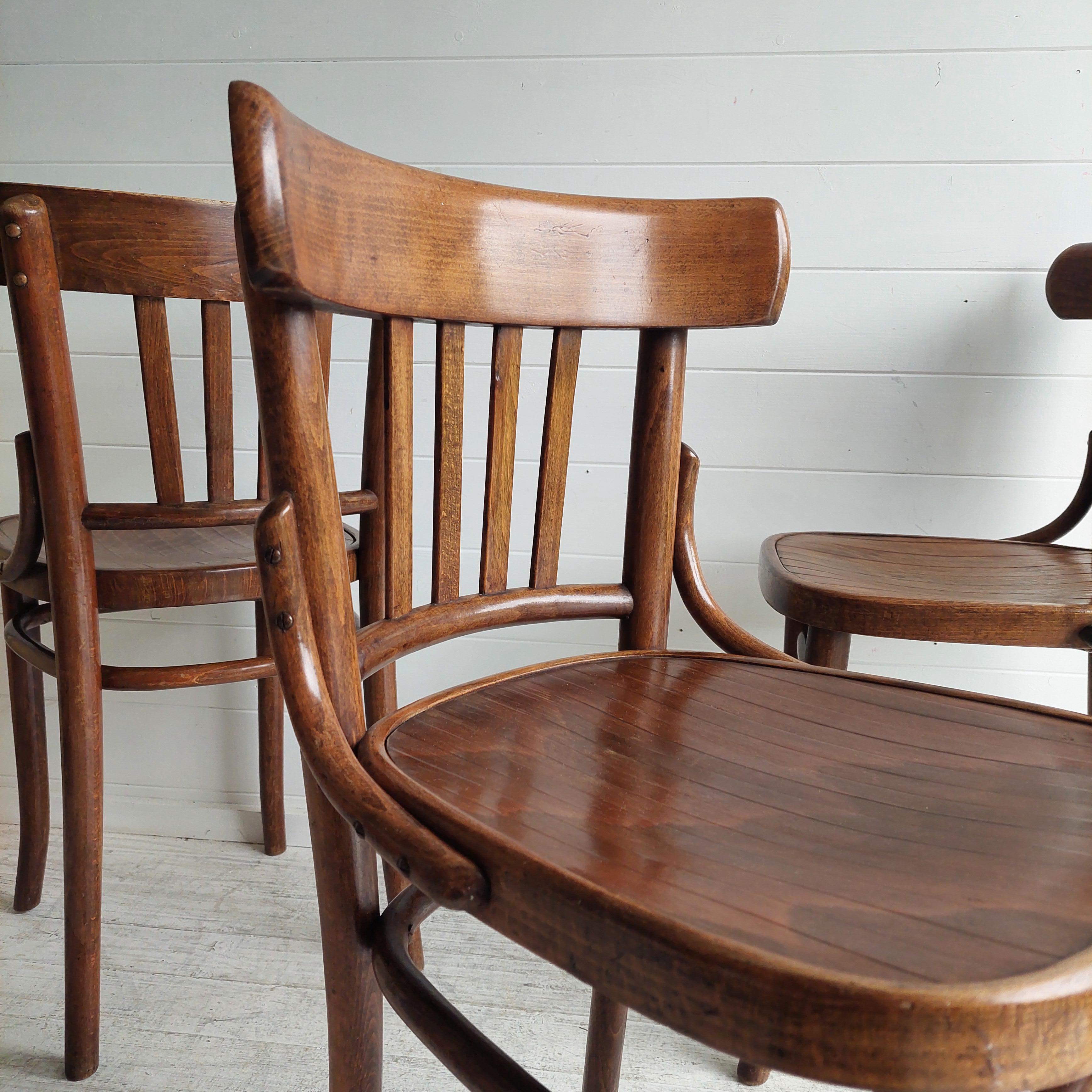 Mid-20th Century Set Of Four Ligna For Thonet Bentwood Bistro Dining Chairs, Czechoslovakia 30s