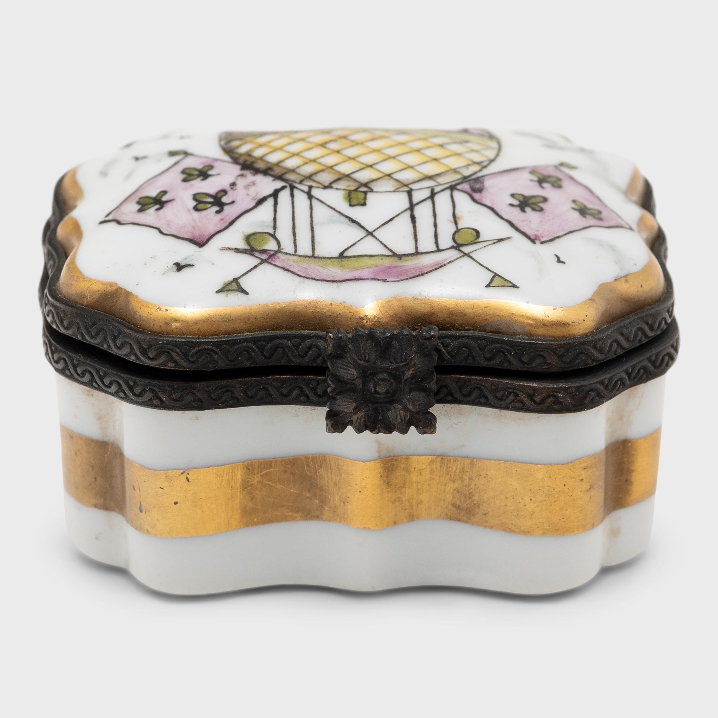 Hand-Painted Set of four Limoges Trinket Boxes For Sale