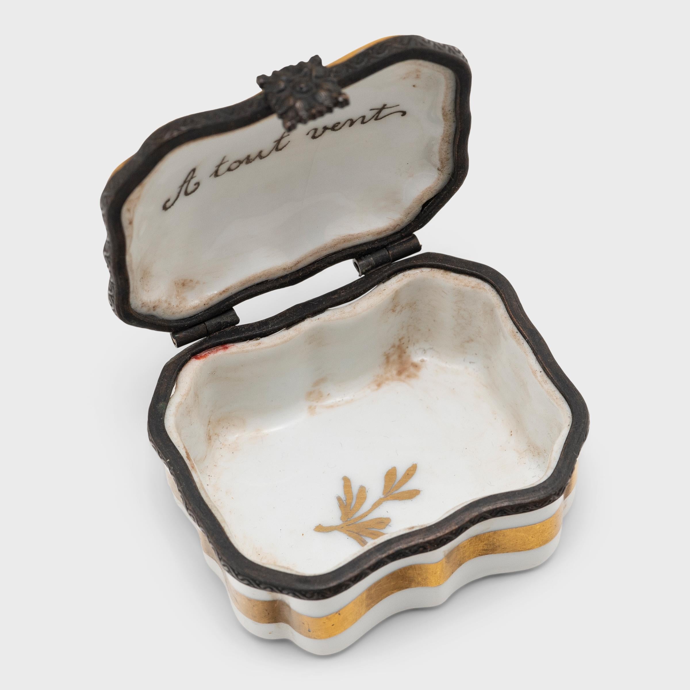 20th Century Set of four Limoges Trinket Boxes For Sale