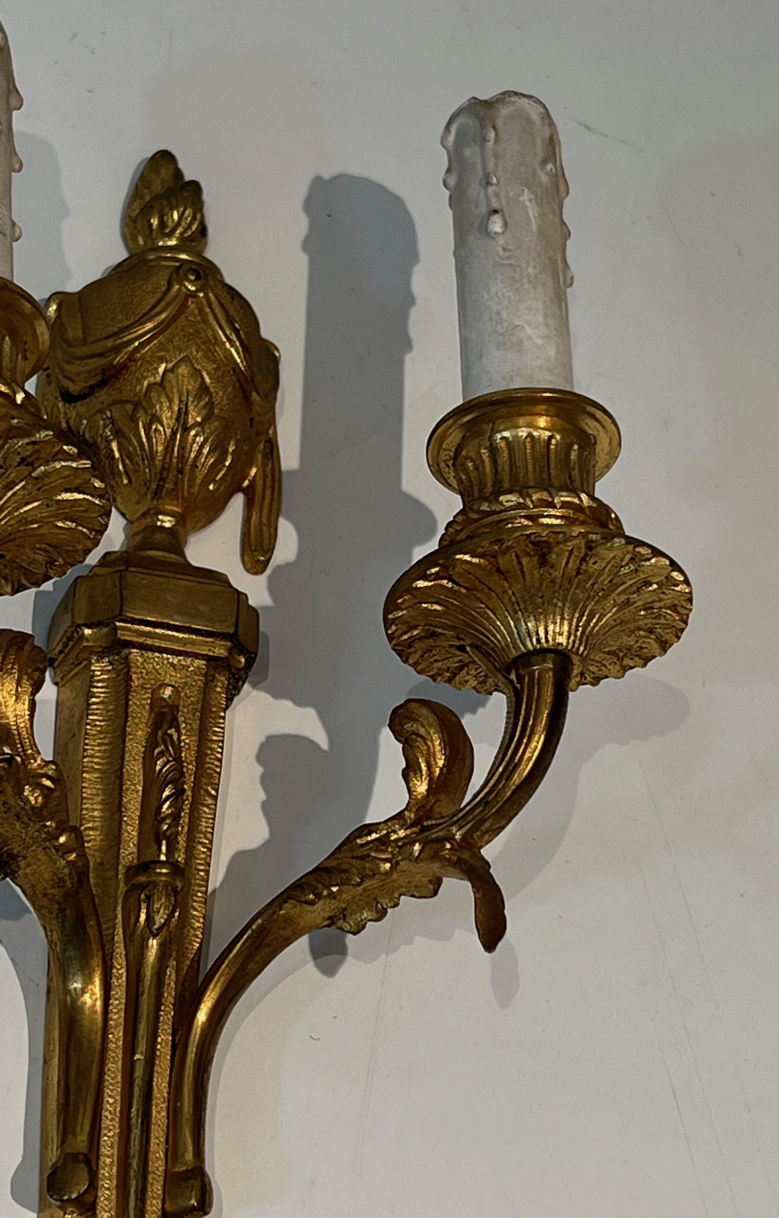 Set of Four Louis the 16th Style Bronze Wall Sconces For Sale 8