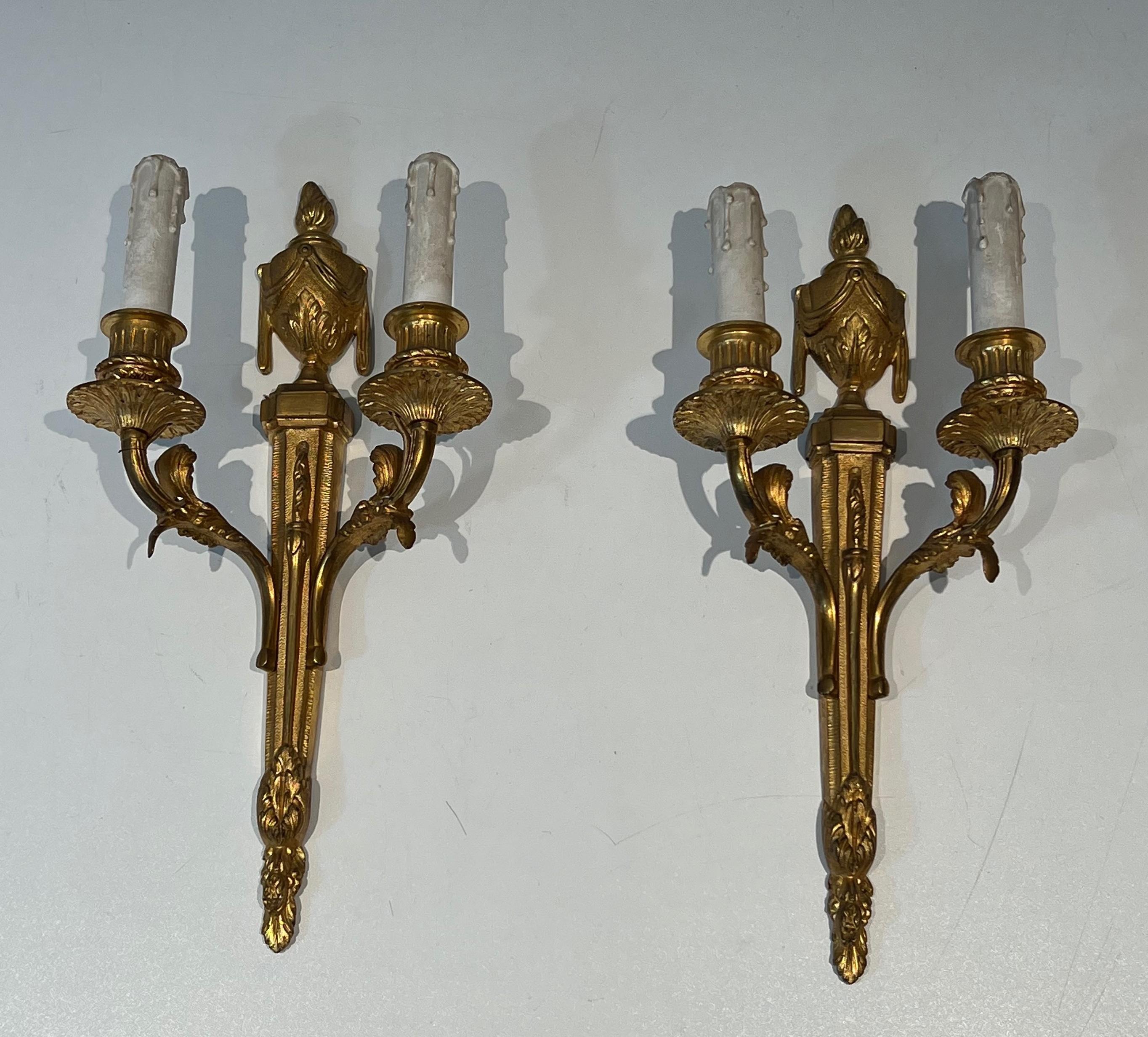 Mid-20th Century Set of Four Louis the 16th Style Bronze Wall Sconces For Sale