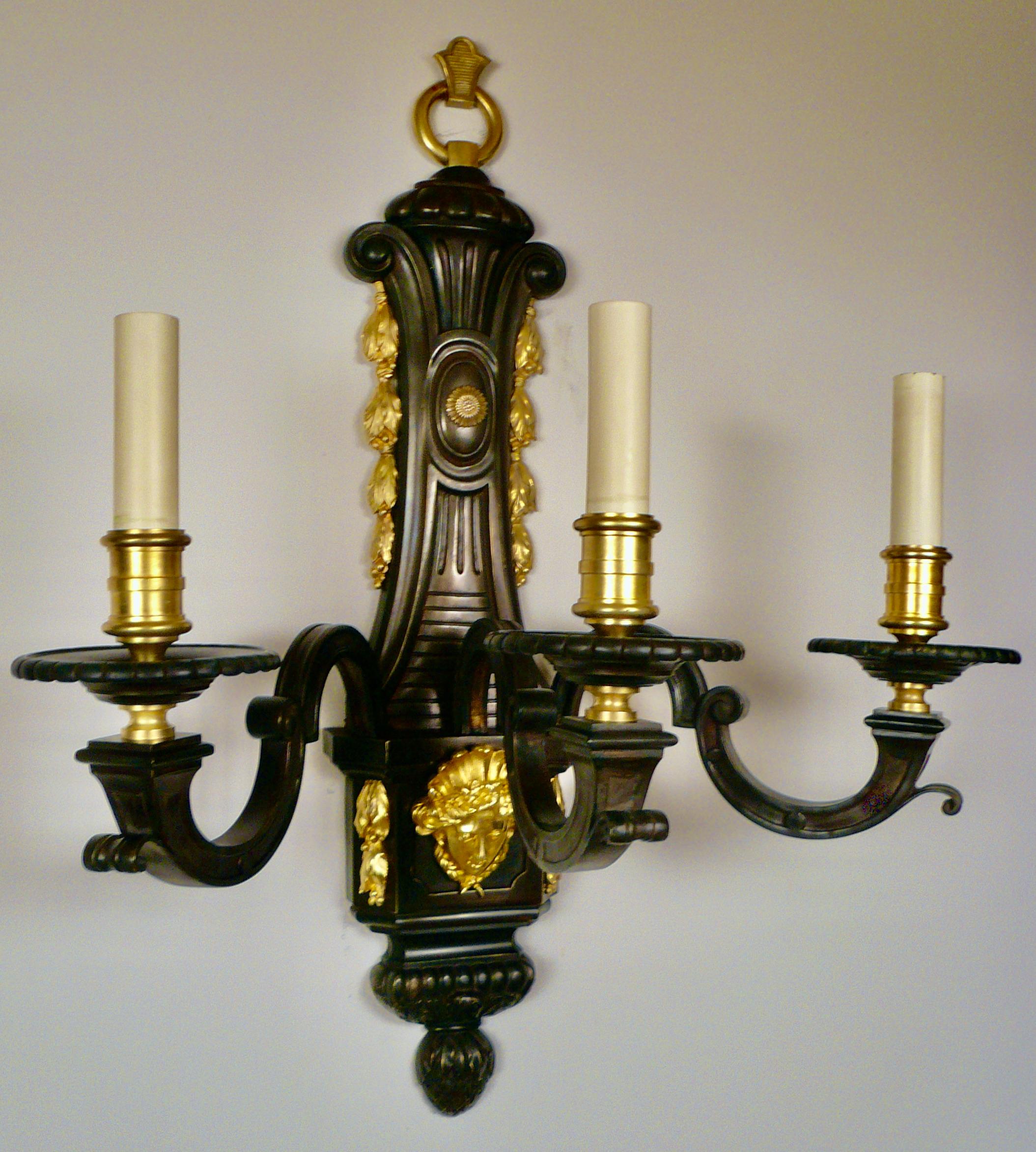 Set of Four Louis XIV Style Bronze Sconces For Sale 6