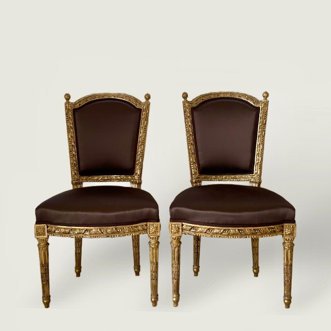 Francese Set di quattro sedie Luigi XVI in legno dorato, CIRCA 1780 in vendita