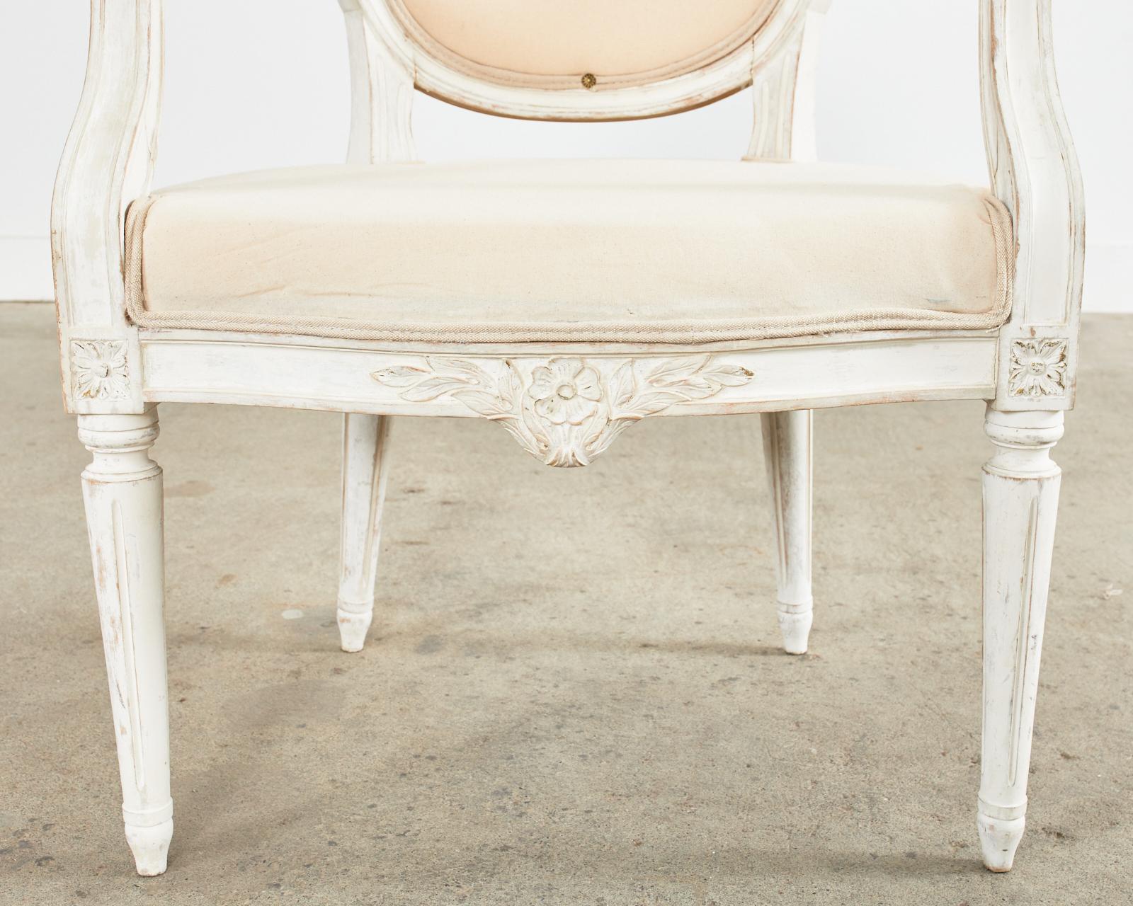 Set of Four Louis XVI Gustavian Style Painted Dining Armchairs For Sale 12