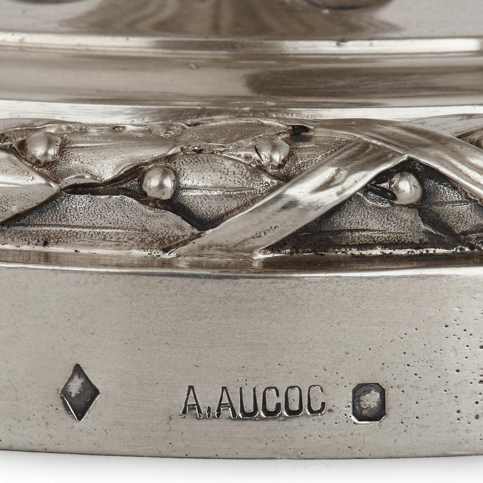 Satz von vier Silberkandelabern im Louis-XVI-Stil von Andr Aucoc im Angebot 1