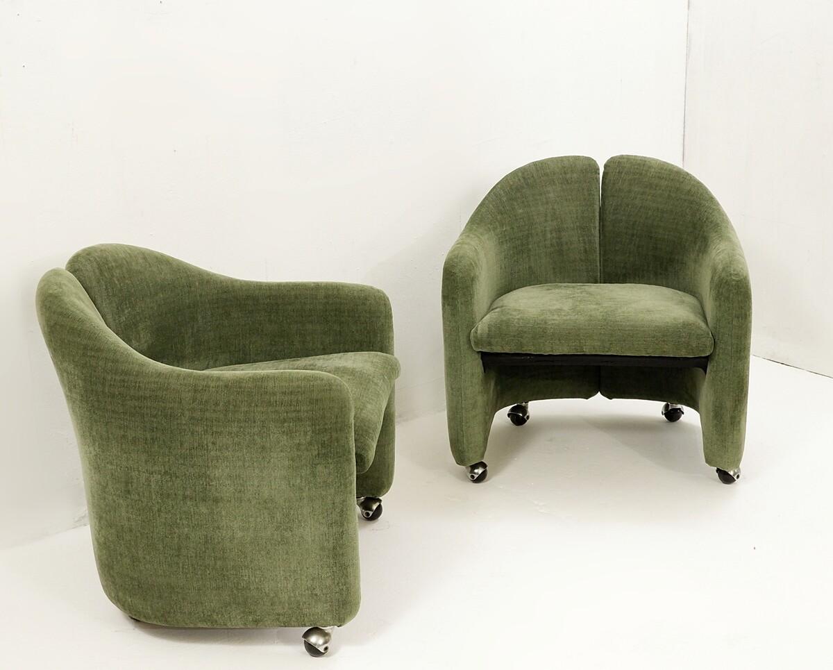 Set of four lounge chairs from the 142 serie by Eugenio Gerli for Tecno Milano.