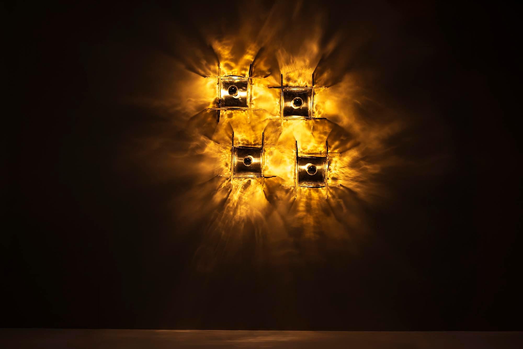 Vetro di Murano Set di quattro lampade da parete o da soffitto LP 263 di Carlo Nason per Mazzega in vendita