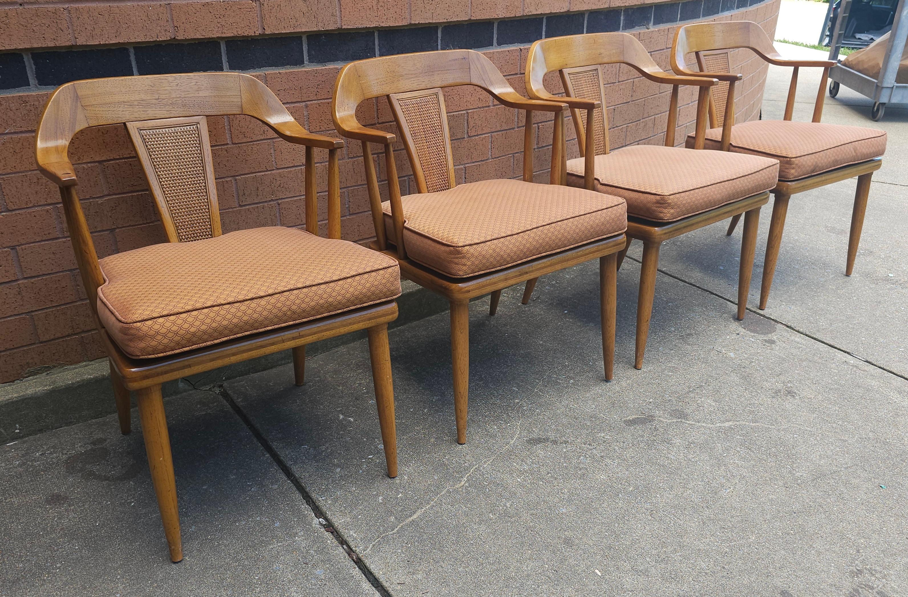 Mid-Century Modern Ensemble de quatre tables en noyer et rotin de Lubberts et Mulder pour Tomlinson  Fauteuil en vente