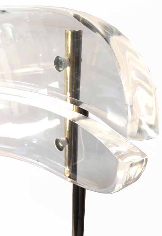 Set of Four Lucite and Chrome Barstools In Good Condition For Sale In Miami, FL