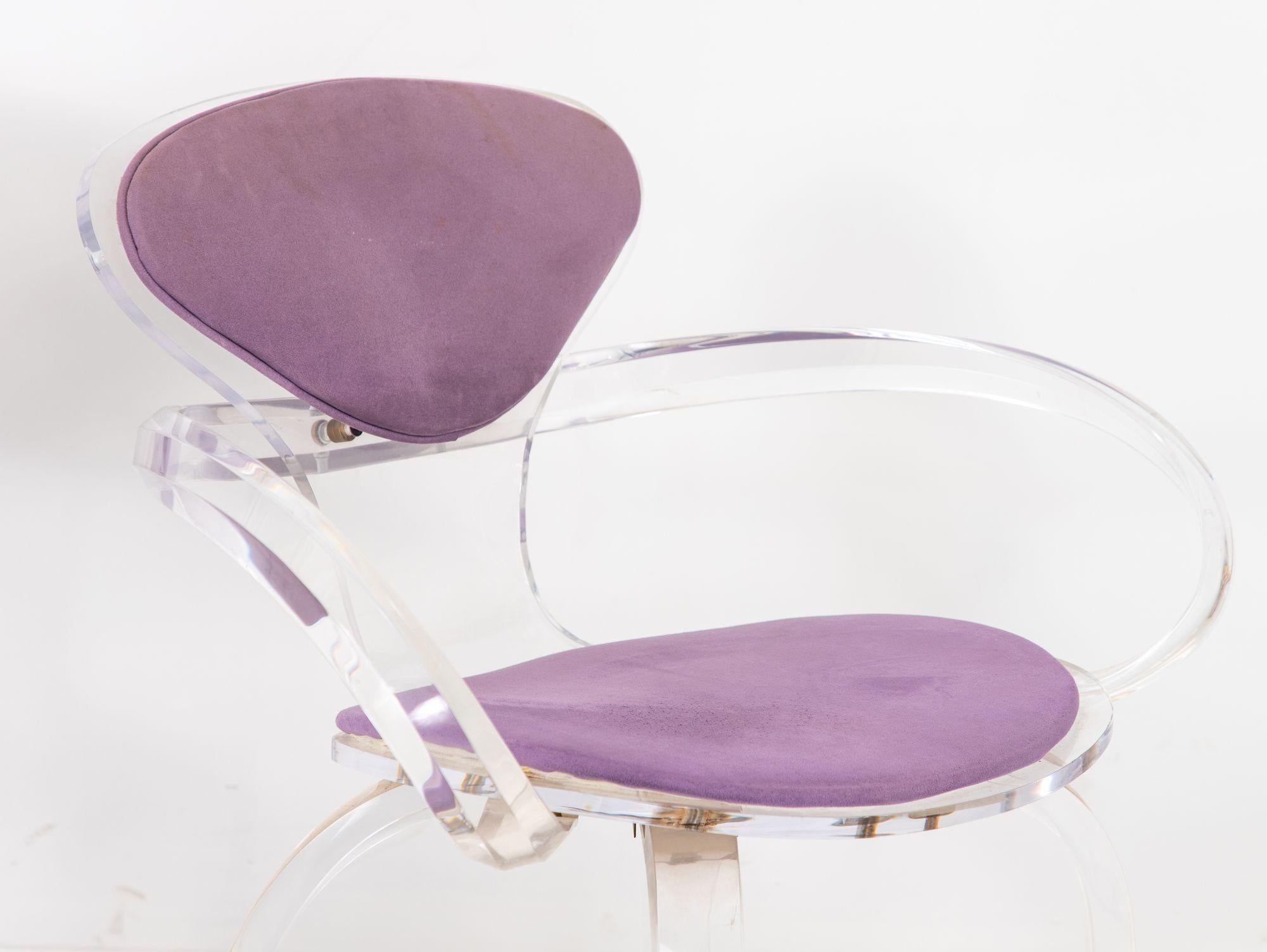 Set of Four Lucite Pretzel Chairs in the Style of Cherner, 1970s 1