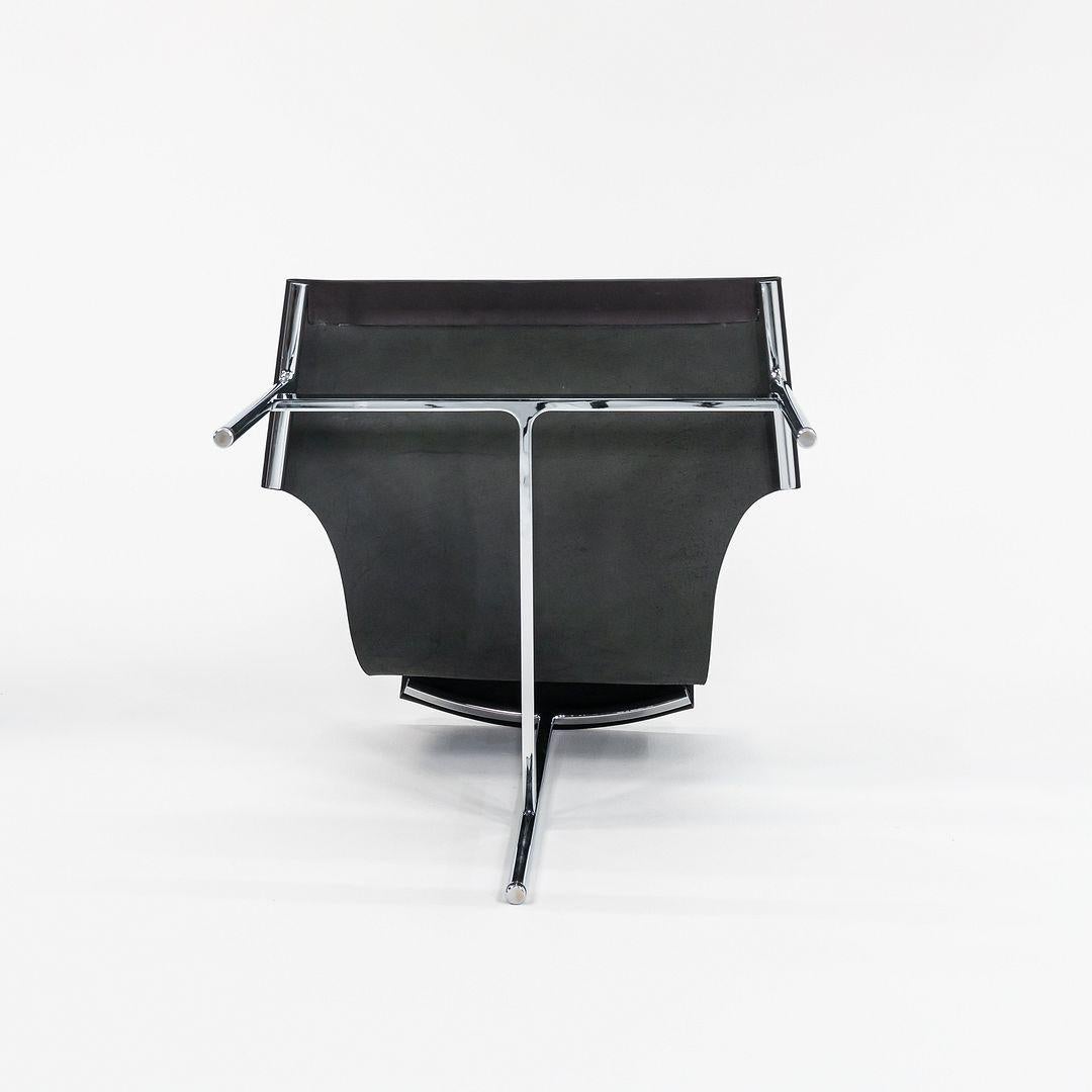 Juego de cuatro sillas de comedor Gratz TG-10 de cuero con armazón, hechas a medida en venta 5