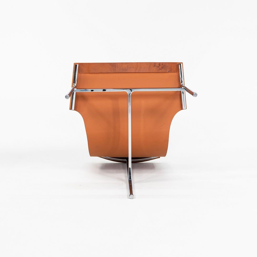 Ensemble de quatre chaises de salle à manger à dossier Gratz TG-10 en cuir avec cadre, fabriquées sur commande en vente 5