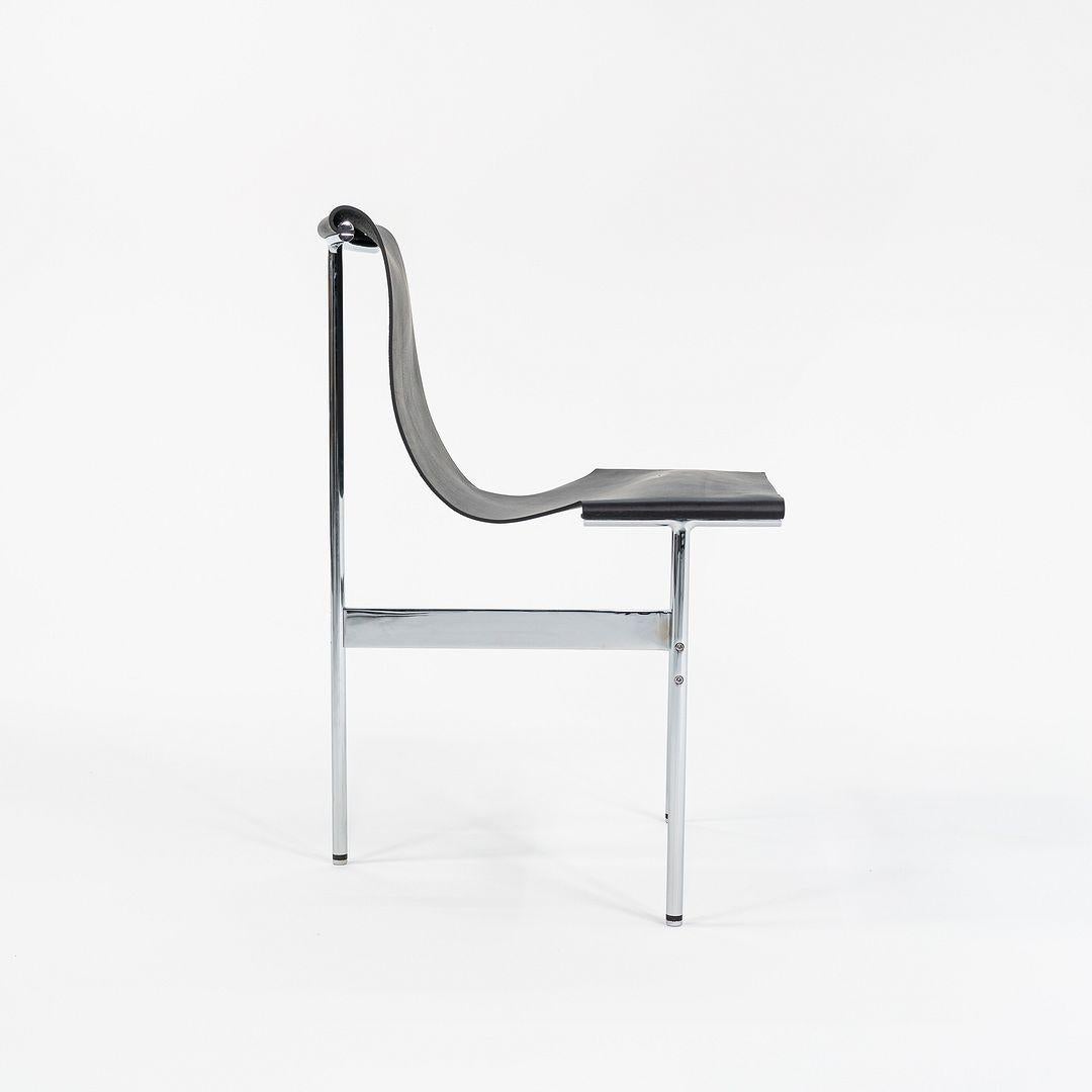 Juego de cuatro sillas de comedor Gratz TG-10 de cuero con armazón, hechas a medida en venta 1