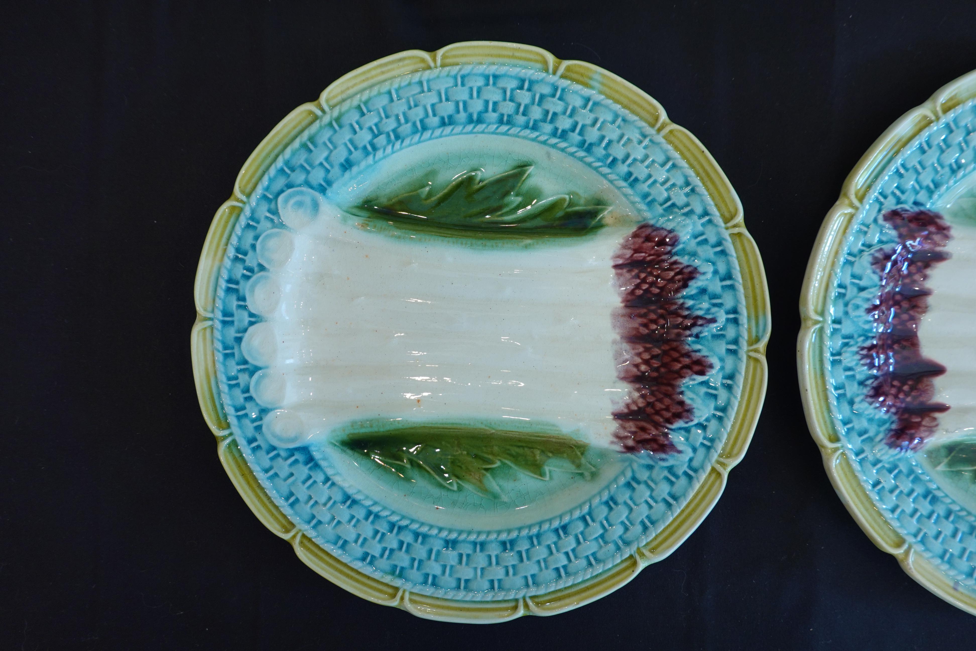 Glazed Set of Four Majolica Asparagus Plates Attributed to Orchies For Sale