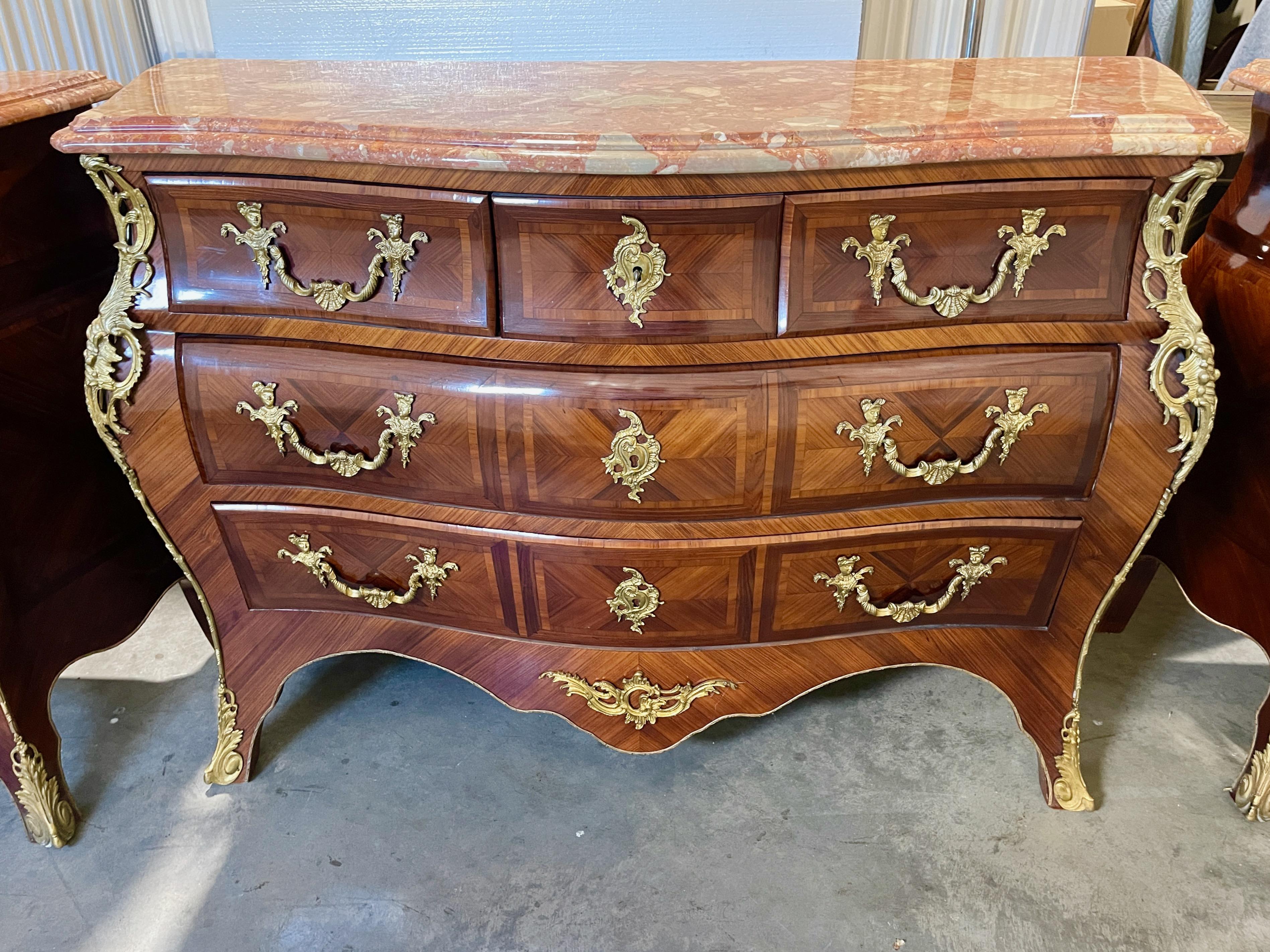 Veneer Set of Four Marble Top Italian Bombe Commodes  For Sale