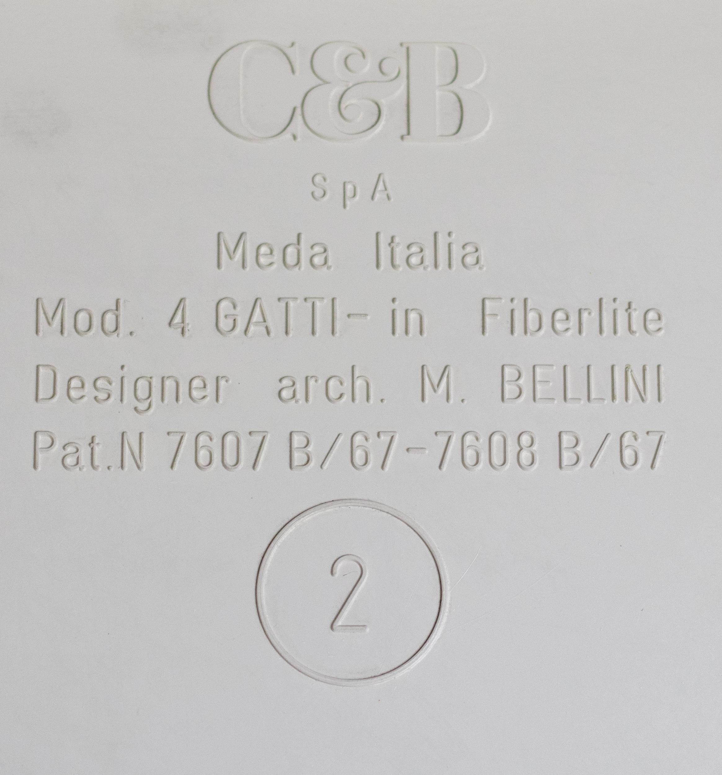 Fiberglass Set of Four Mario Bellini Nesting Tables, “Quattro Gatti