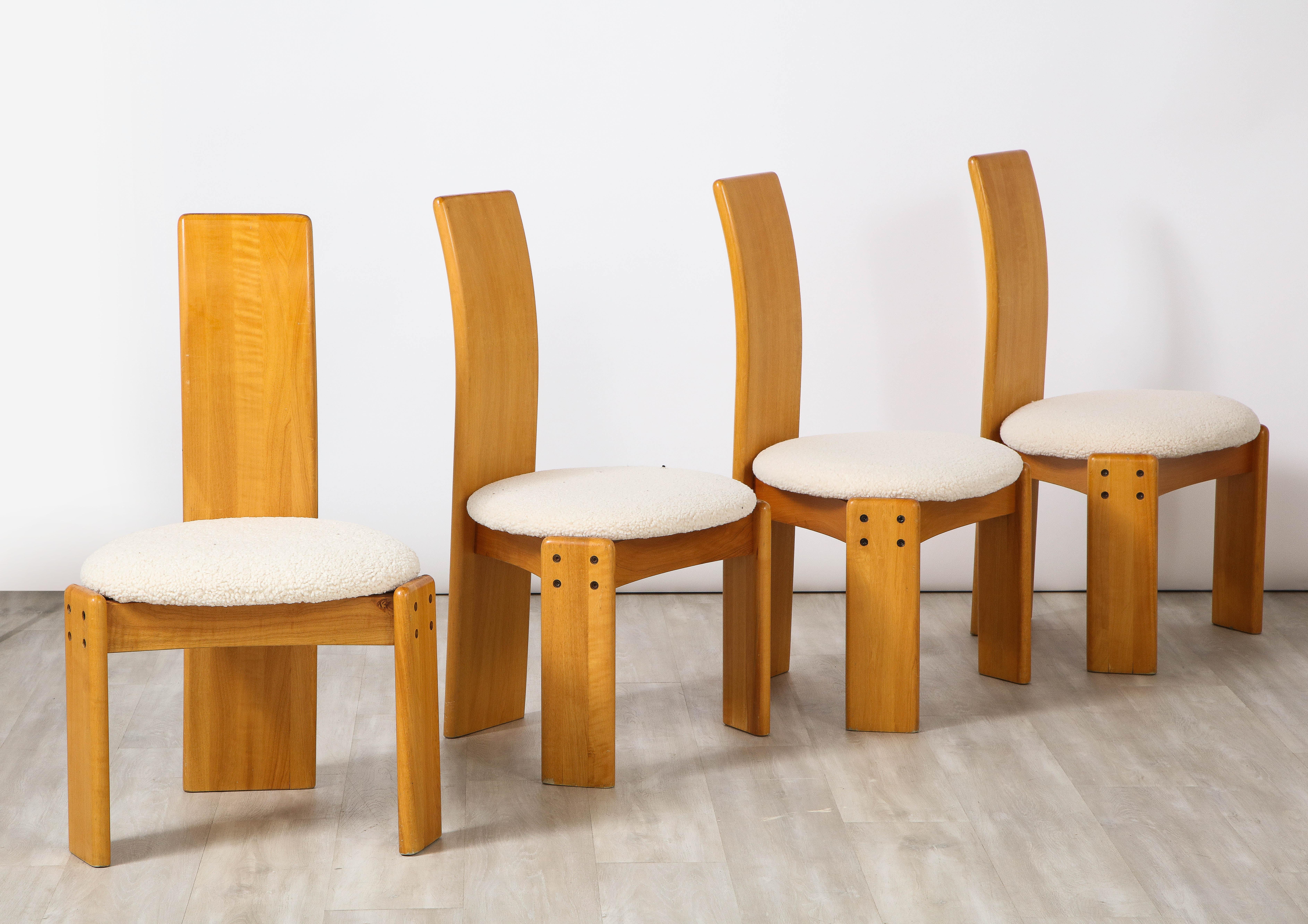 Afra and Tobia Scarpa Set of Four Dining Chairs, circa 1960 For Sale 4
