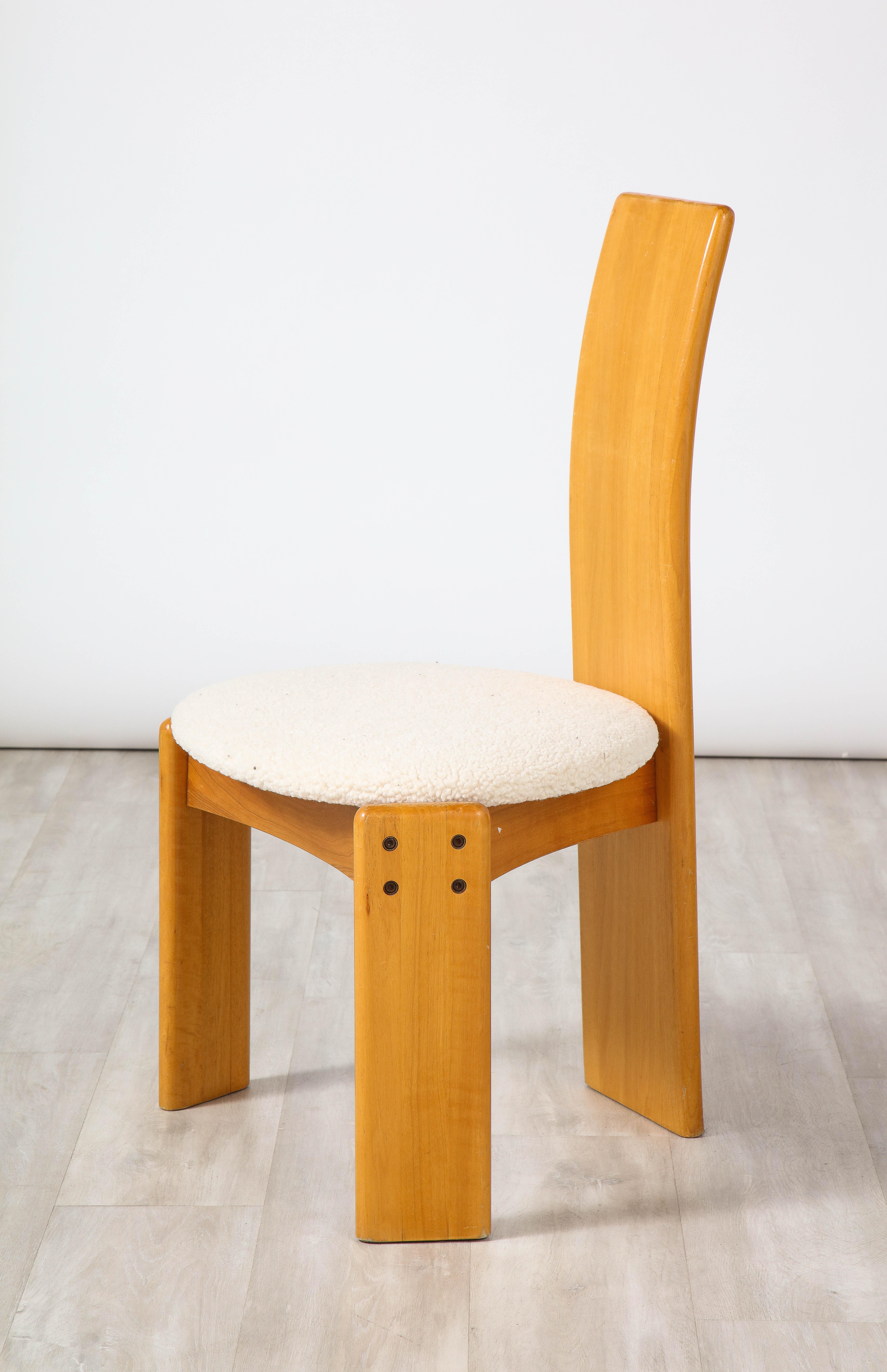 Afra and Tobia Scarpa Set of Four Dining Chairs, circa 1960 For Sale 1