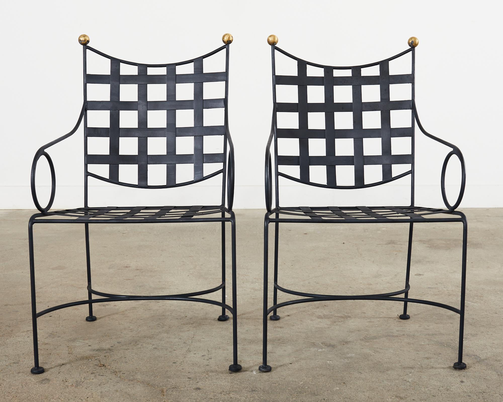 Ensemble de quatre chaises de salle à manger de style Mario Papperzini en fer et bronze  en vente 1