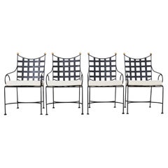 Set di quattro sedie da pranzo da giardino in ferro e bronzo in stile Mario Papperzini
