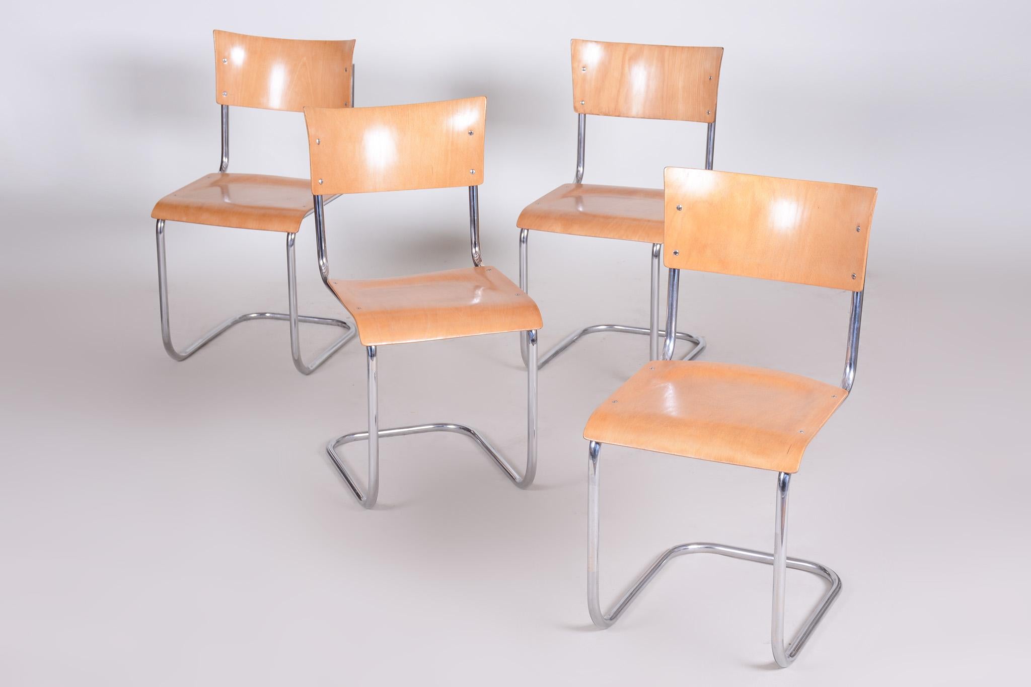 Set of Four Mart Stam Dining Chairs, 1930s In Good Condition For Sale In Horomerice, CZ