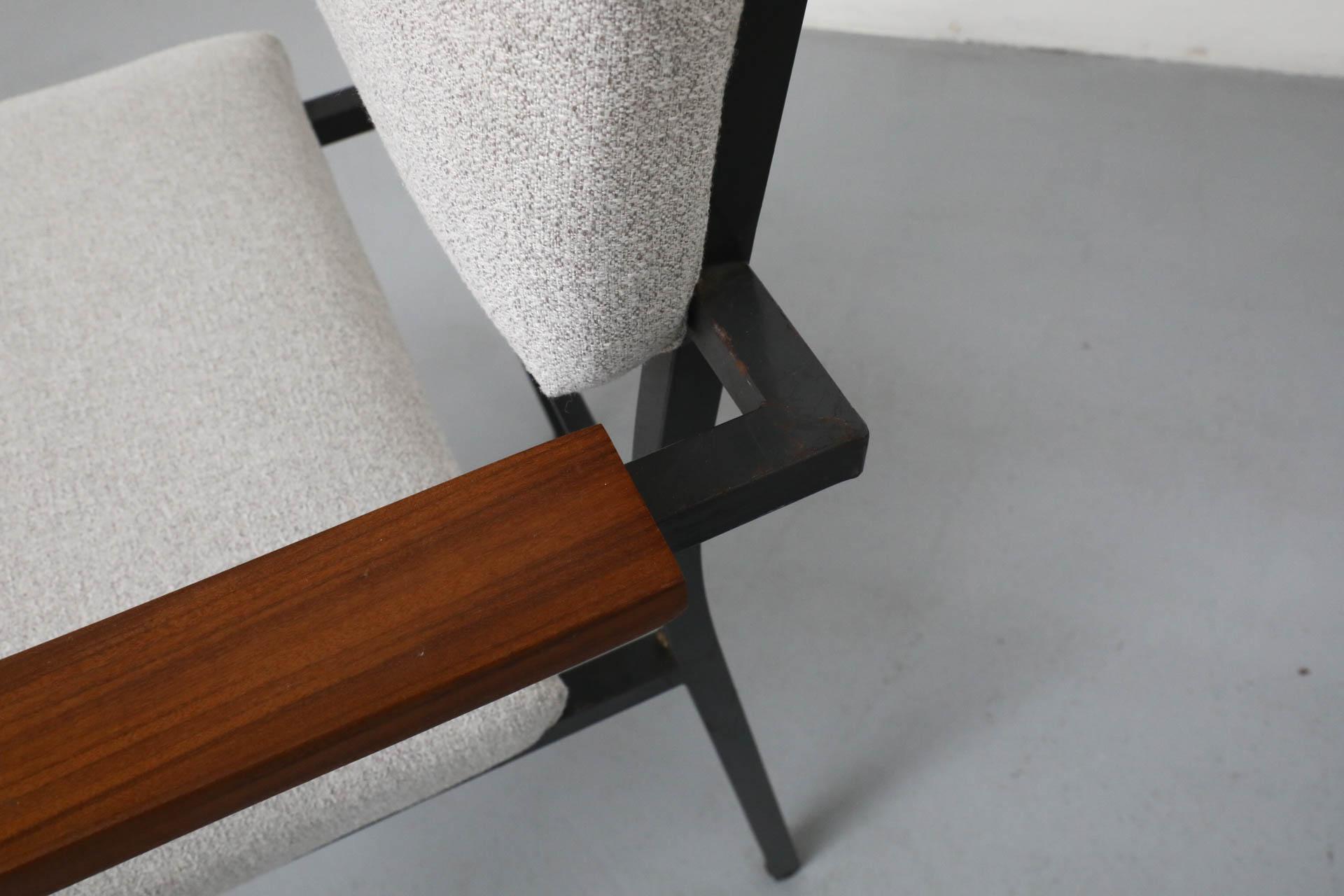 Set di quattro poltrone di metà secolo in stile Martin Visser con tappezzeria grigio tortora in vendita 7