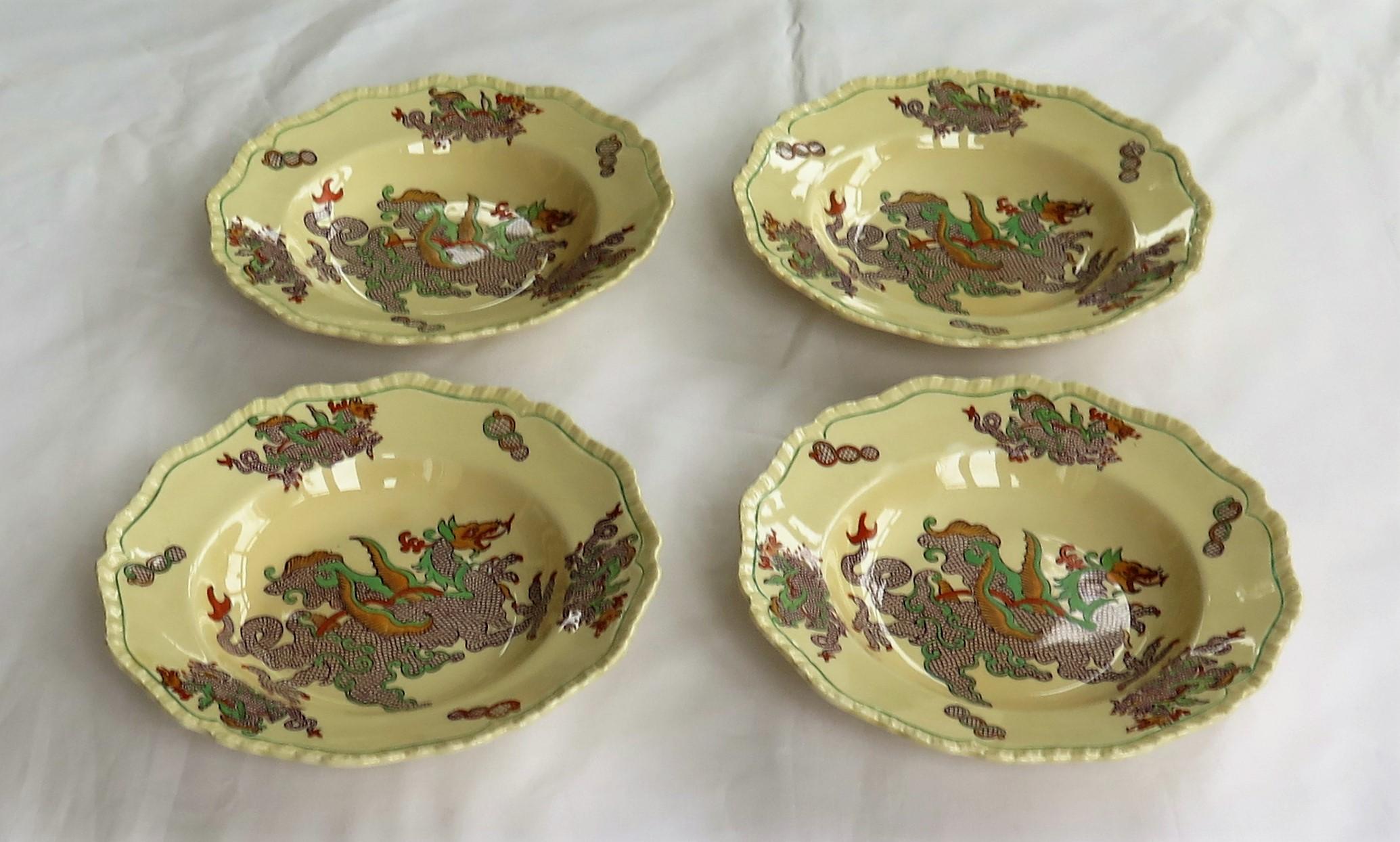 English Set of FOUR Masons Ironstone Bowls in Chinese Dragon Pattern, circa 1900 For Sale