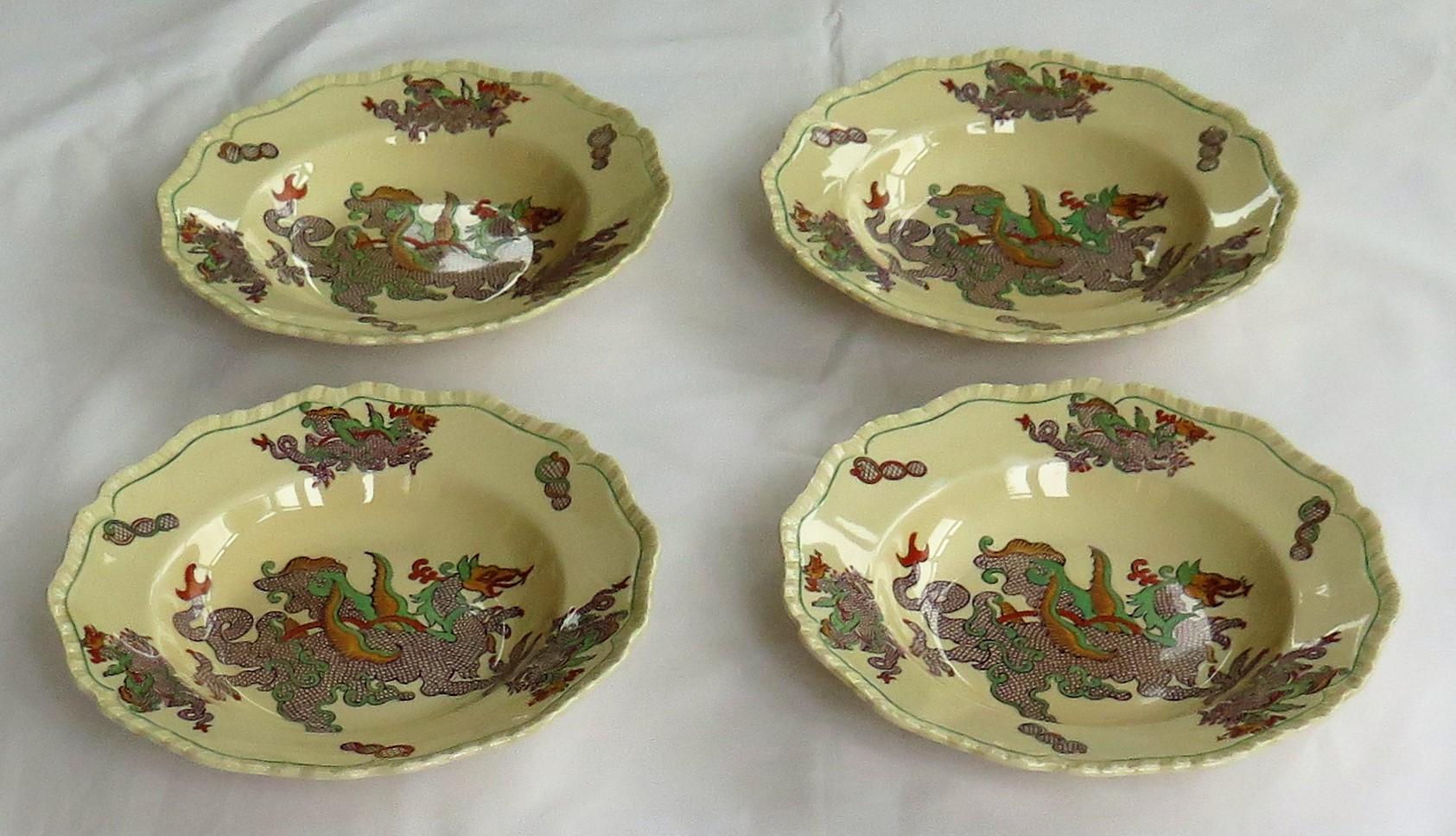 Set of FOUR Masons Ironstone Bowls in Chinese Dragon Pattern, circa 1900 In Good Condition For Sale In Lincoln, Lincolnshire