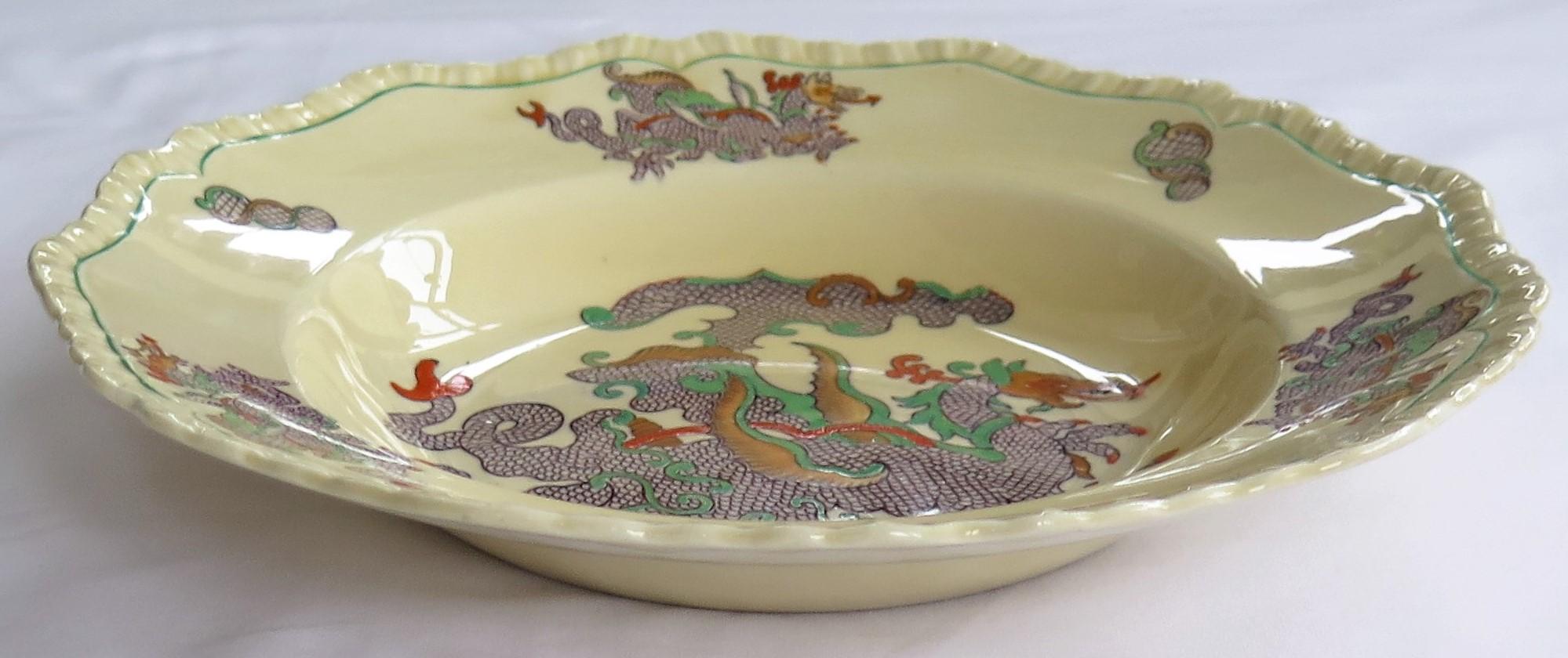 Set of FOUR Masons Ironstone Large Bowls in Chinese Dragon Pattern, Circa 1900 For Sale 1