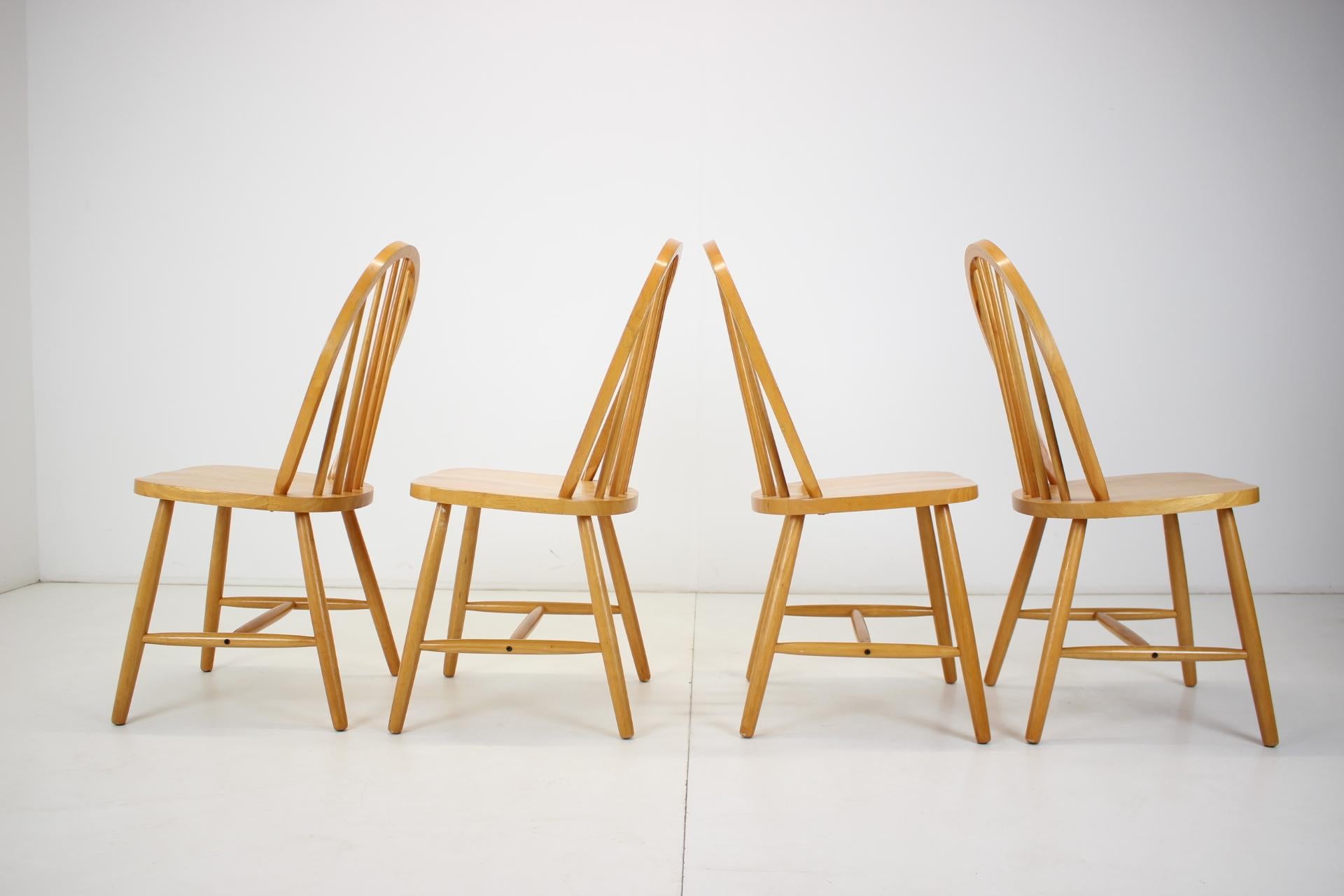 Italian Set of Four Massive Dining Chairs Designed by Luciano Ercolani for Ercol, 1970's For Sale