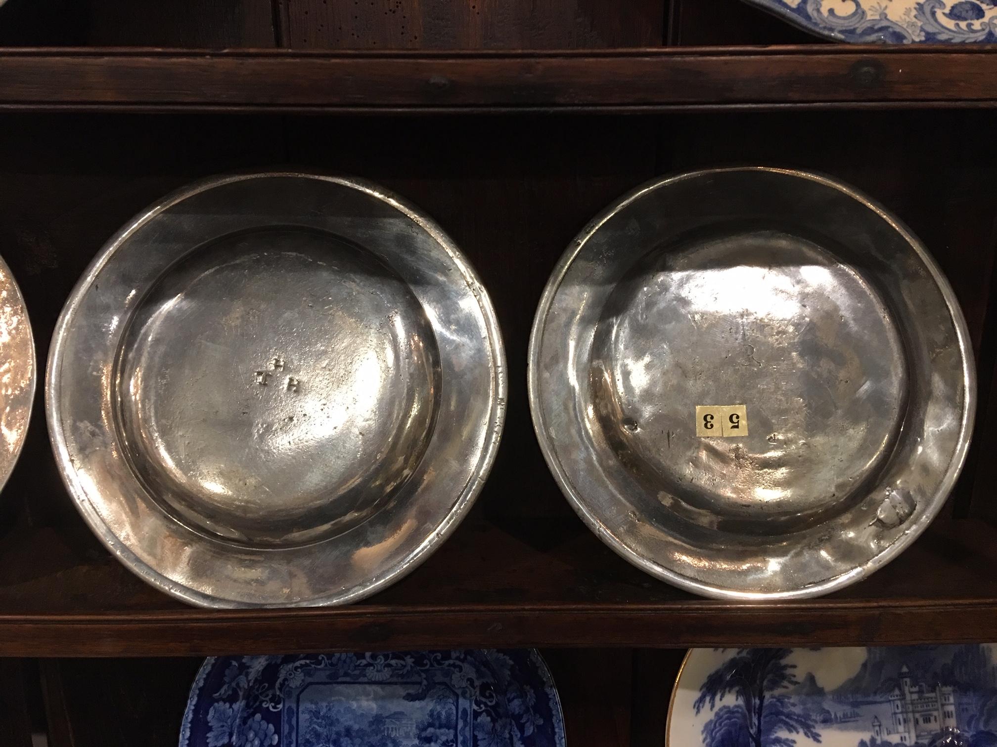 18th Century and Earlier Set of Four Matched English Polished Pewter Plates, 18th Century