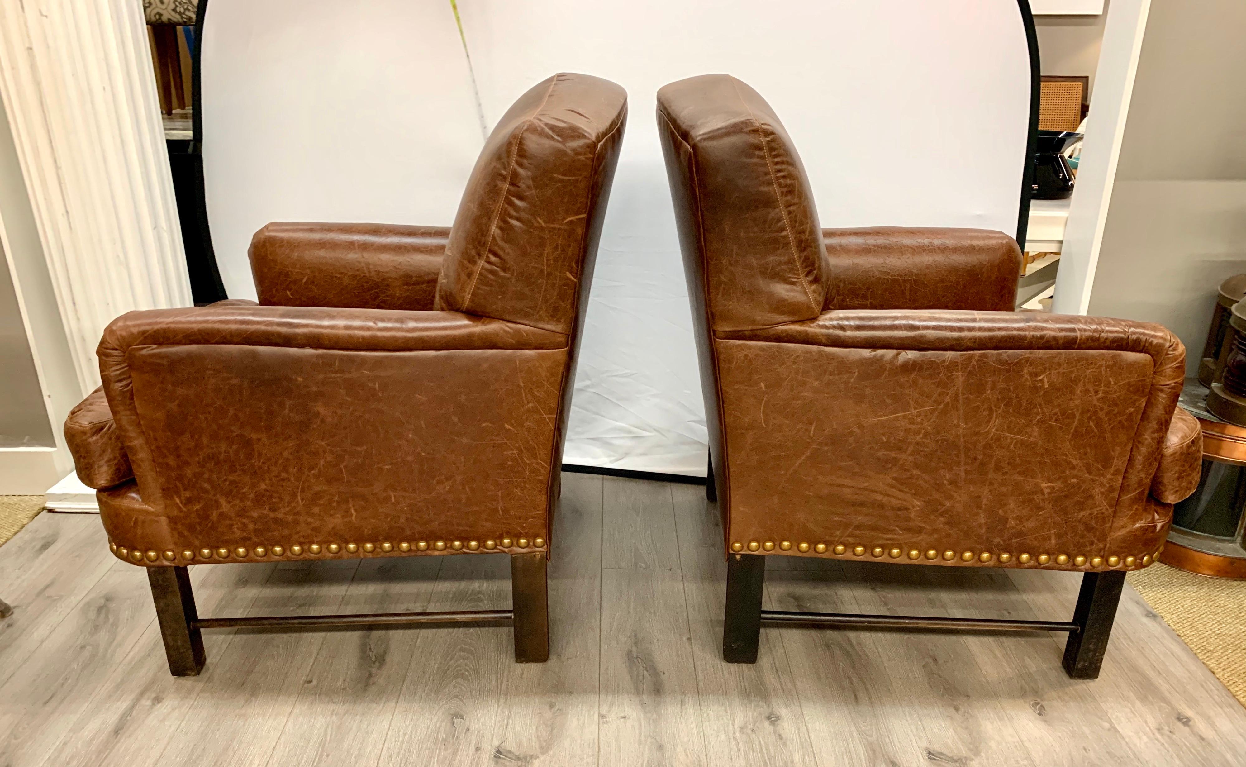 Set of Four Matching Brown Leather Nailhead Club Chairs In Good Condition In West Hartford, CT