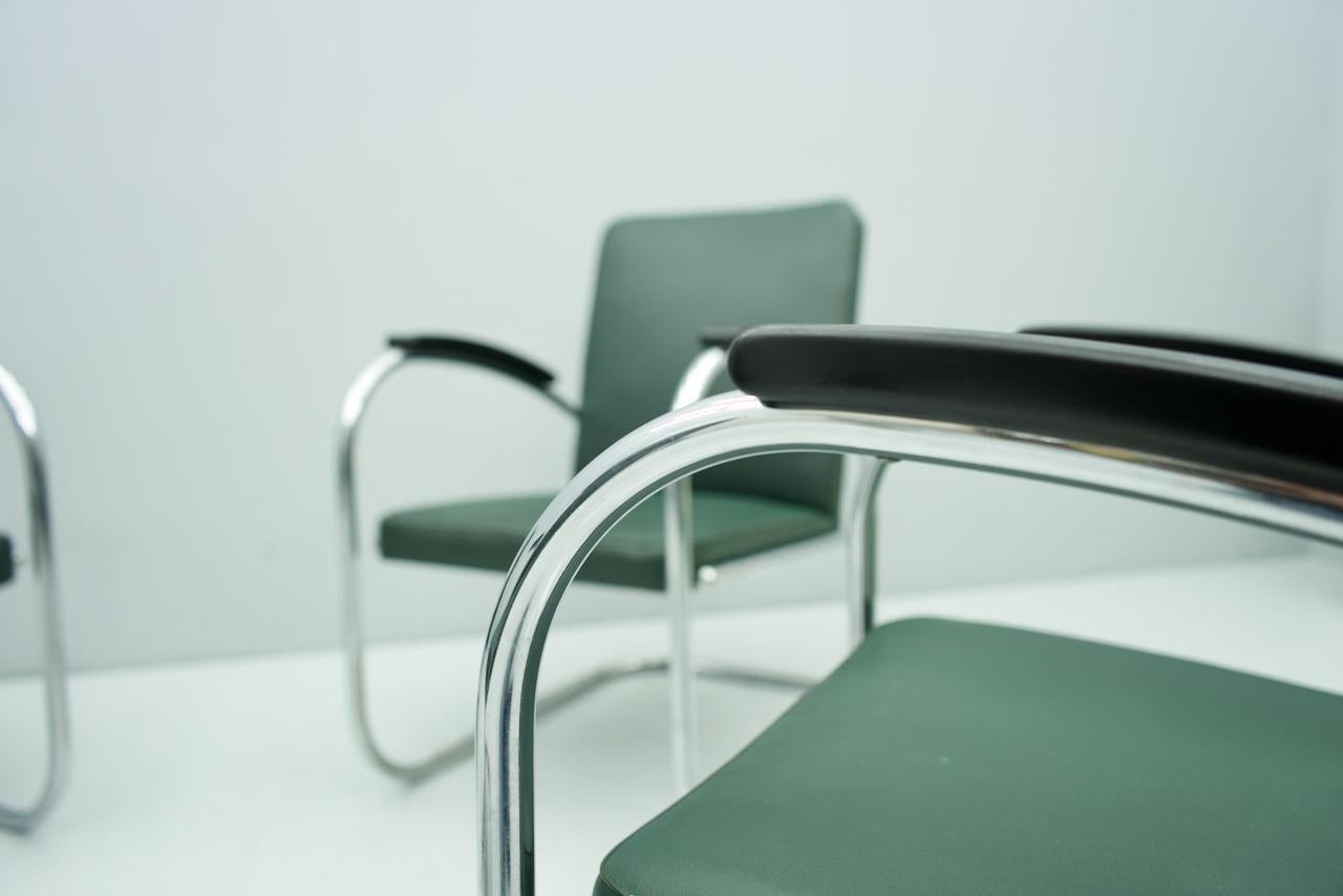 Set of Four Mauser RS 7 Cantilever Steel Tube Lounge Chairs, Germany, 1935 For Sale 3
