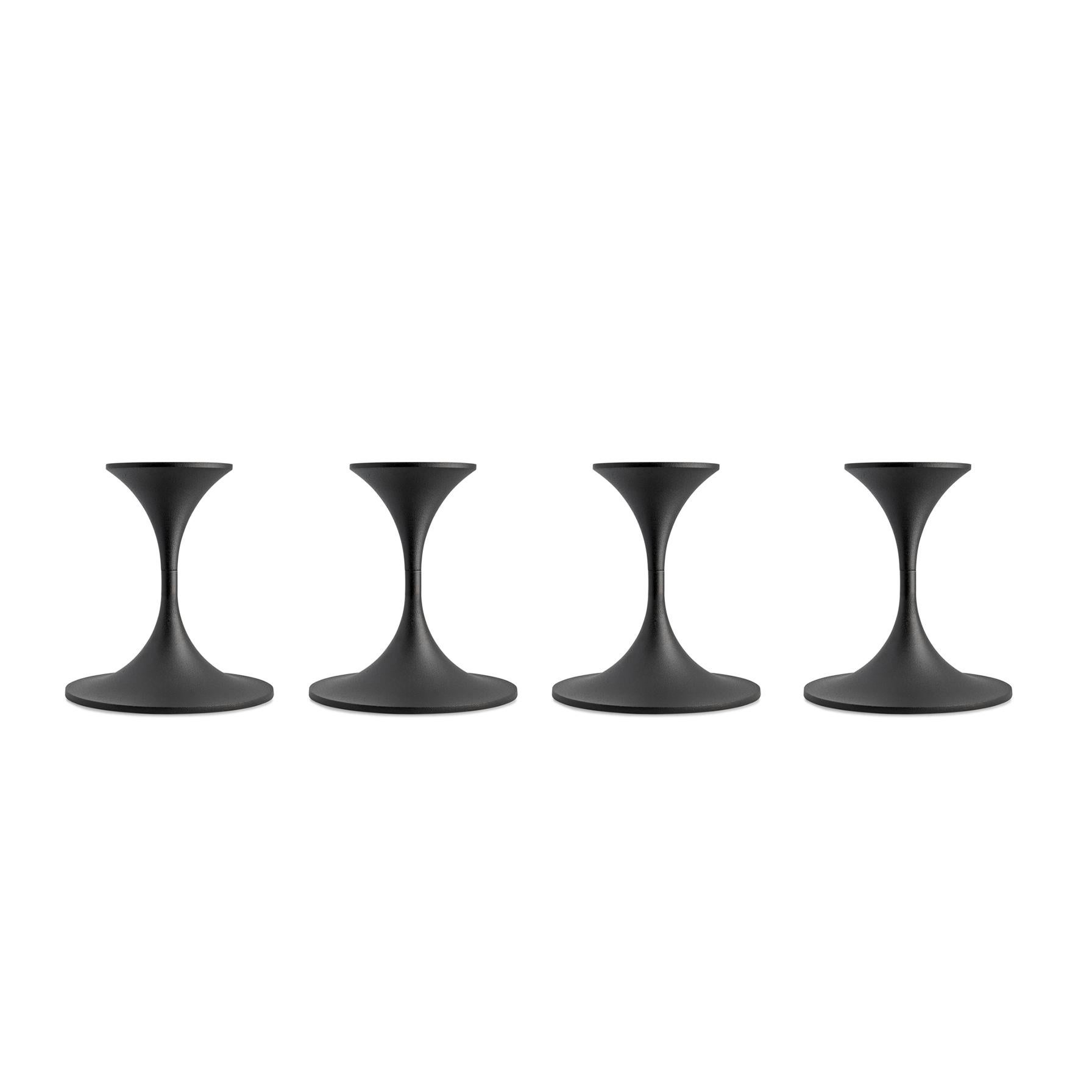 Set von vier Max Brel 'Jazz'-Kerzenhaltern, Stahl mit schwarzer Pulverbeschichtung (Moderne der Mitte des Jahrhunderts) im Angebot