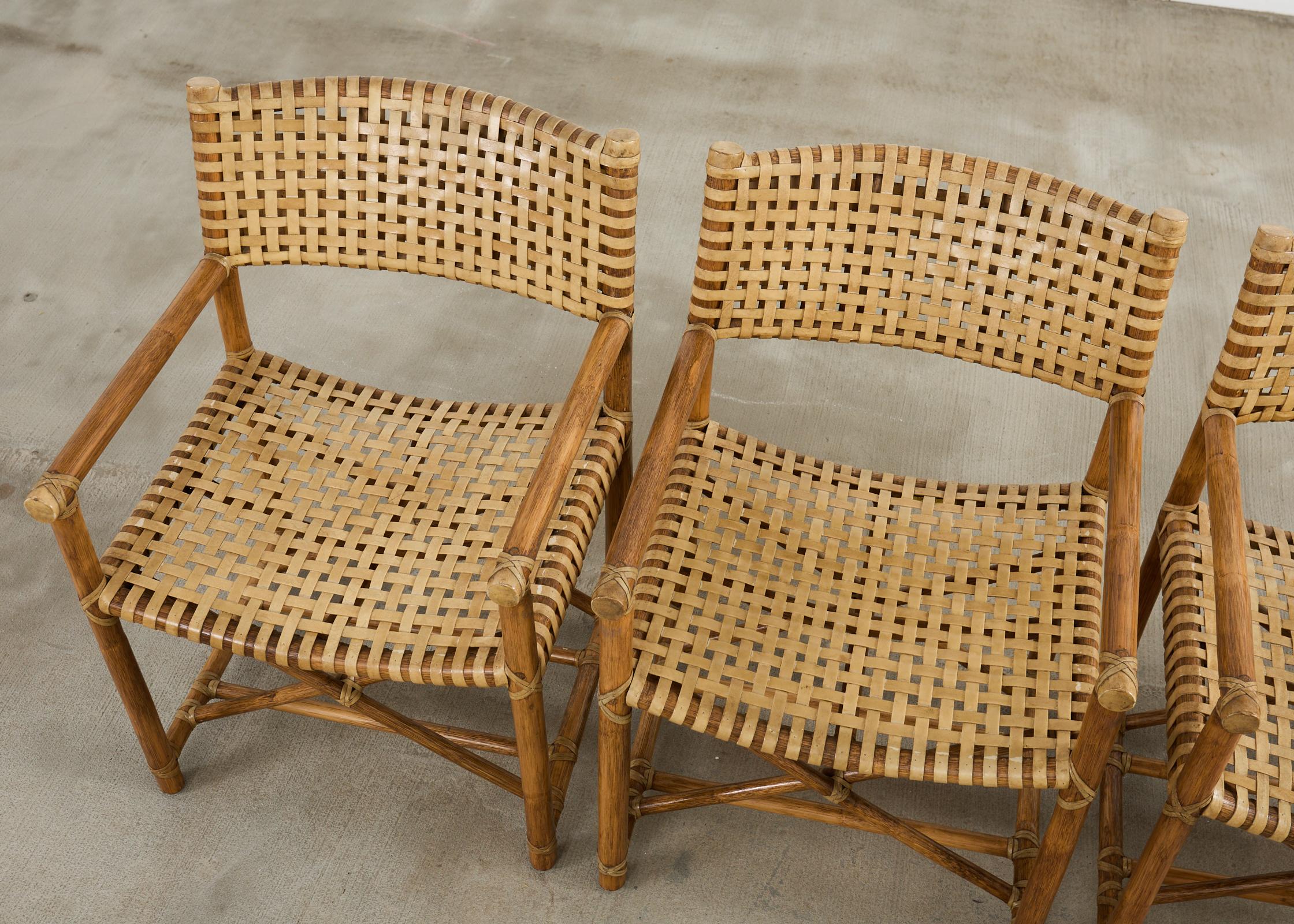 Americano Set di quattro poltrone da pranzo McGuire in rattan intrecciato in vendita