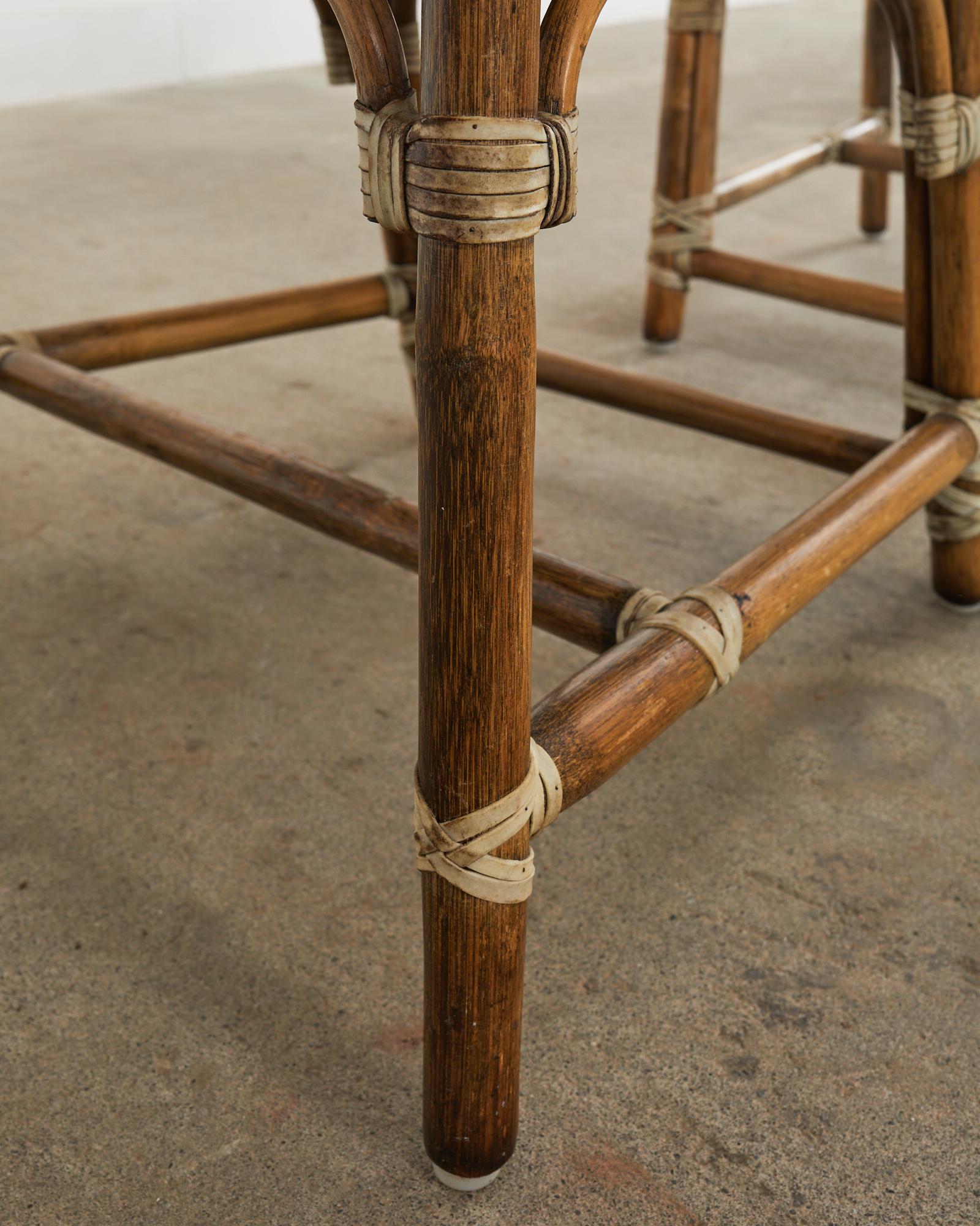 Set di quattro sedie da pranzo McGuire in rattan organico moderno a cattedrale in vendita 1