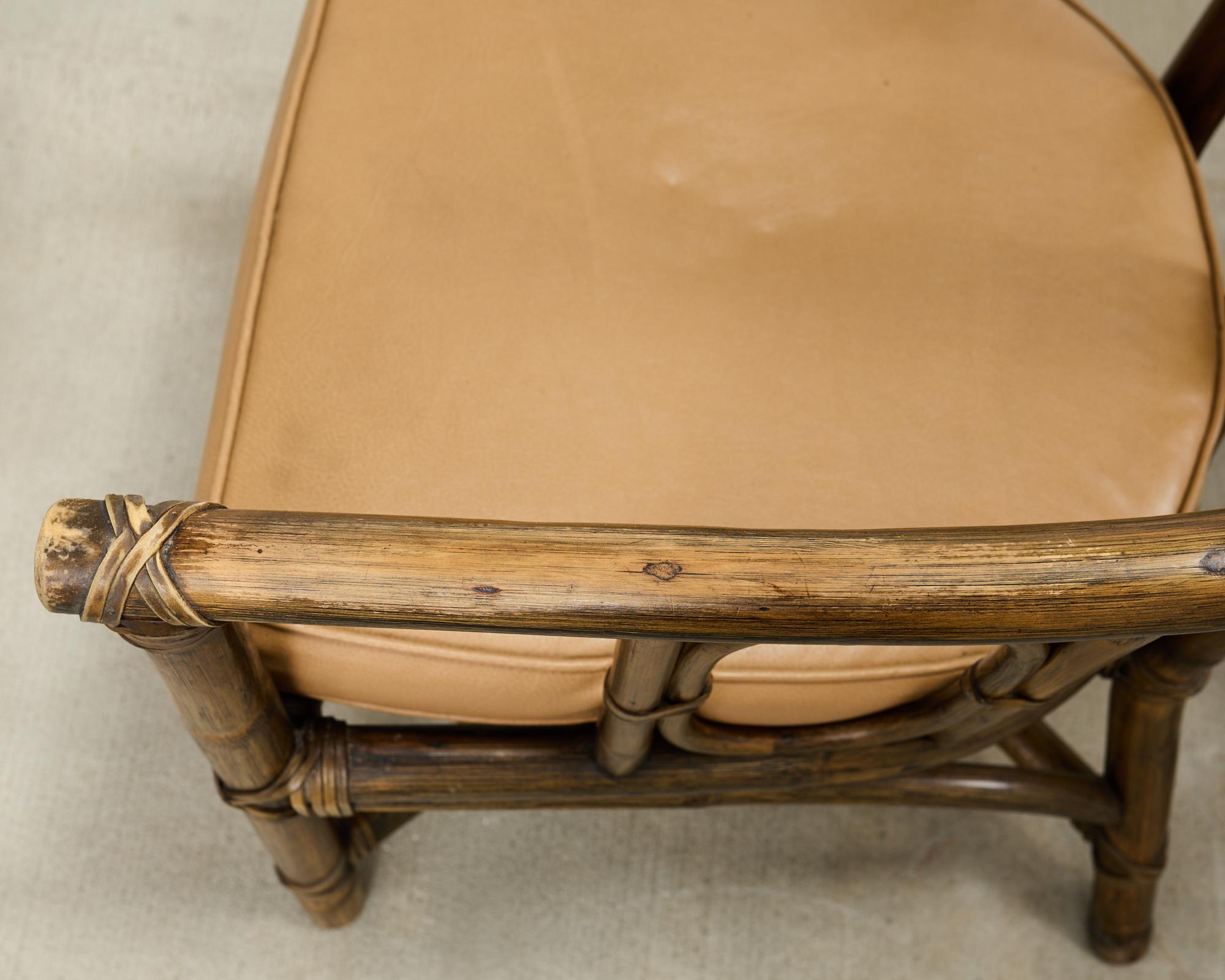 Ensemble de quatre fauteuils de salon McGuire en rotin avec dossier en forme de tonneau en vente 1