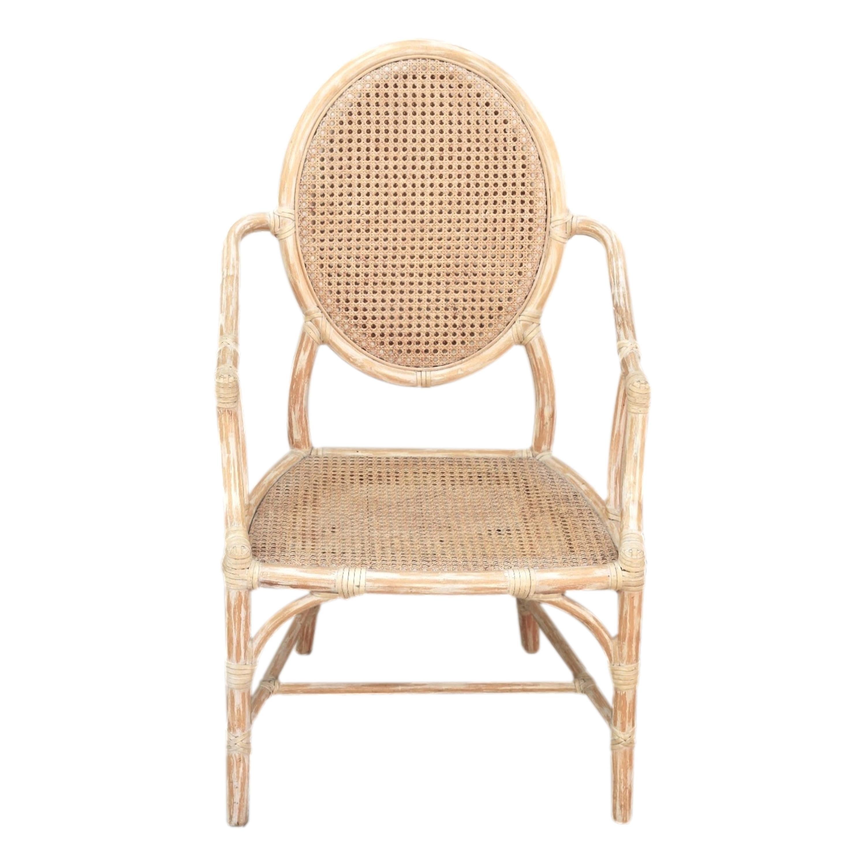 Ensemble de quatre fauteuils de salle à manger McGuire en rotin à dossier canné ovale, style moderne organique en vente 3