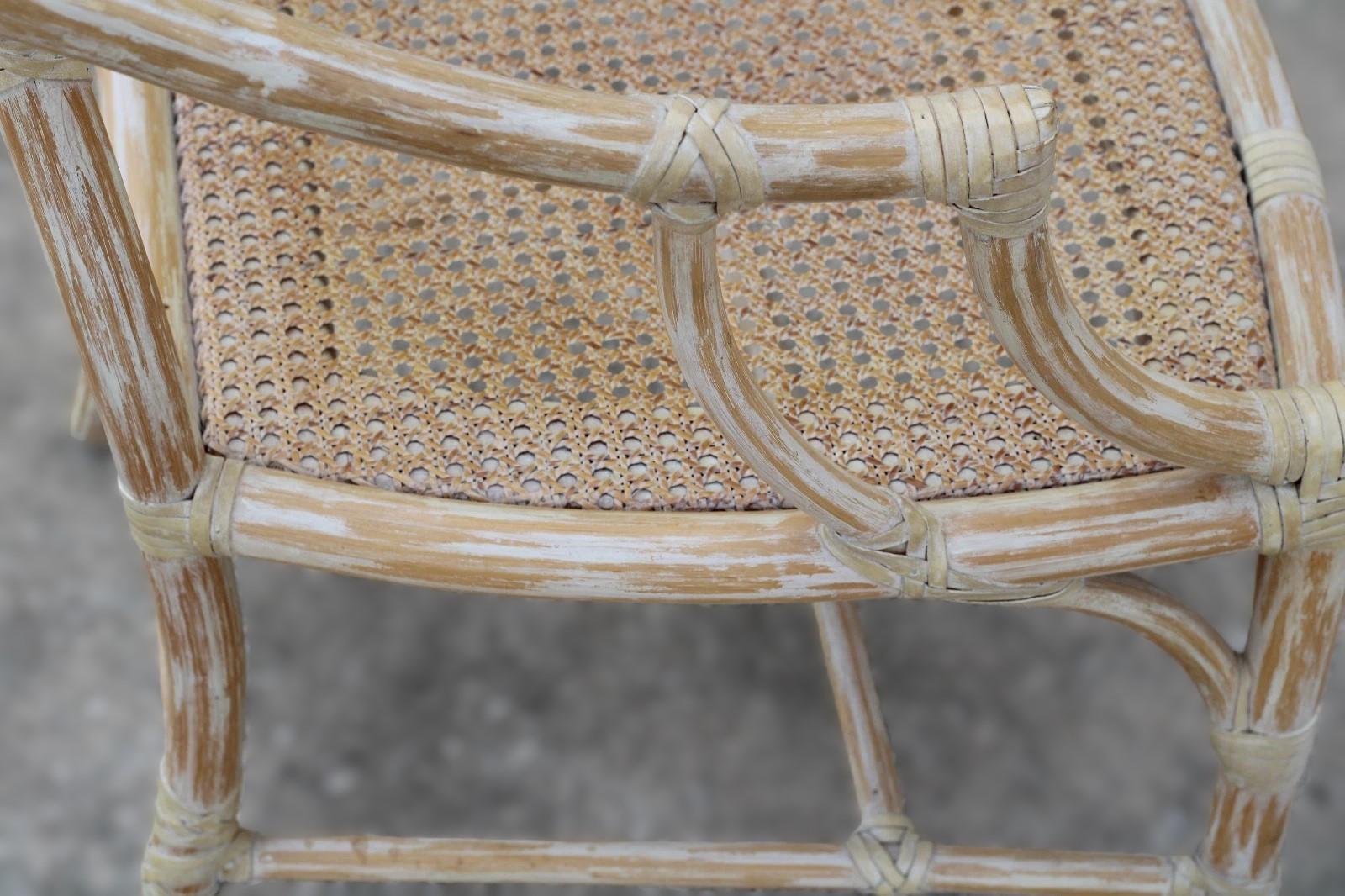 Ensemble de quatre fauteuils de salle à manger McGuire en rotin à dossier canné ovale, style moderne organique en vente 2