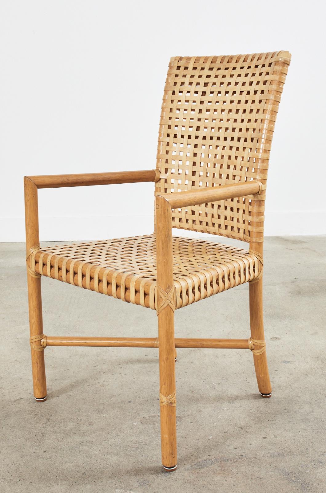 Set di quattro poltrone da pranzo in rattan intrecciato McGuire in vendita 2